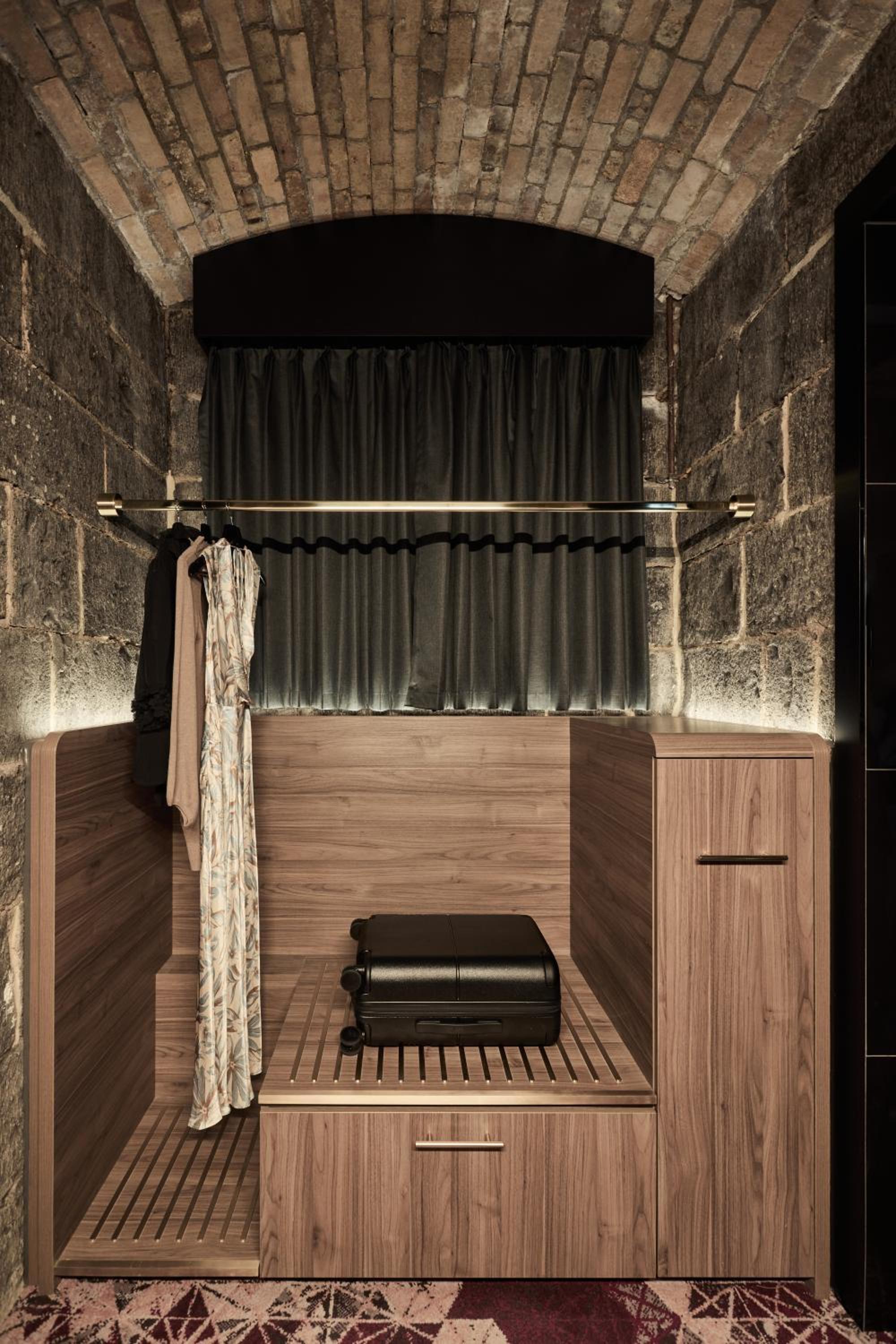 The Interlude Sanctuary Suite photo 2