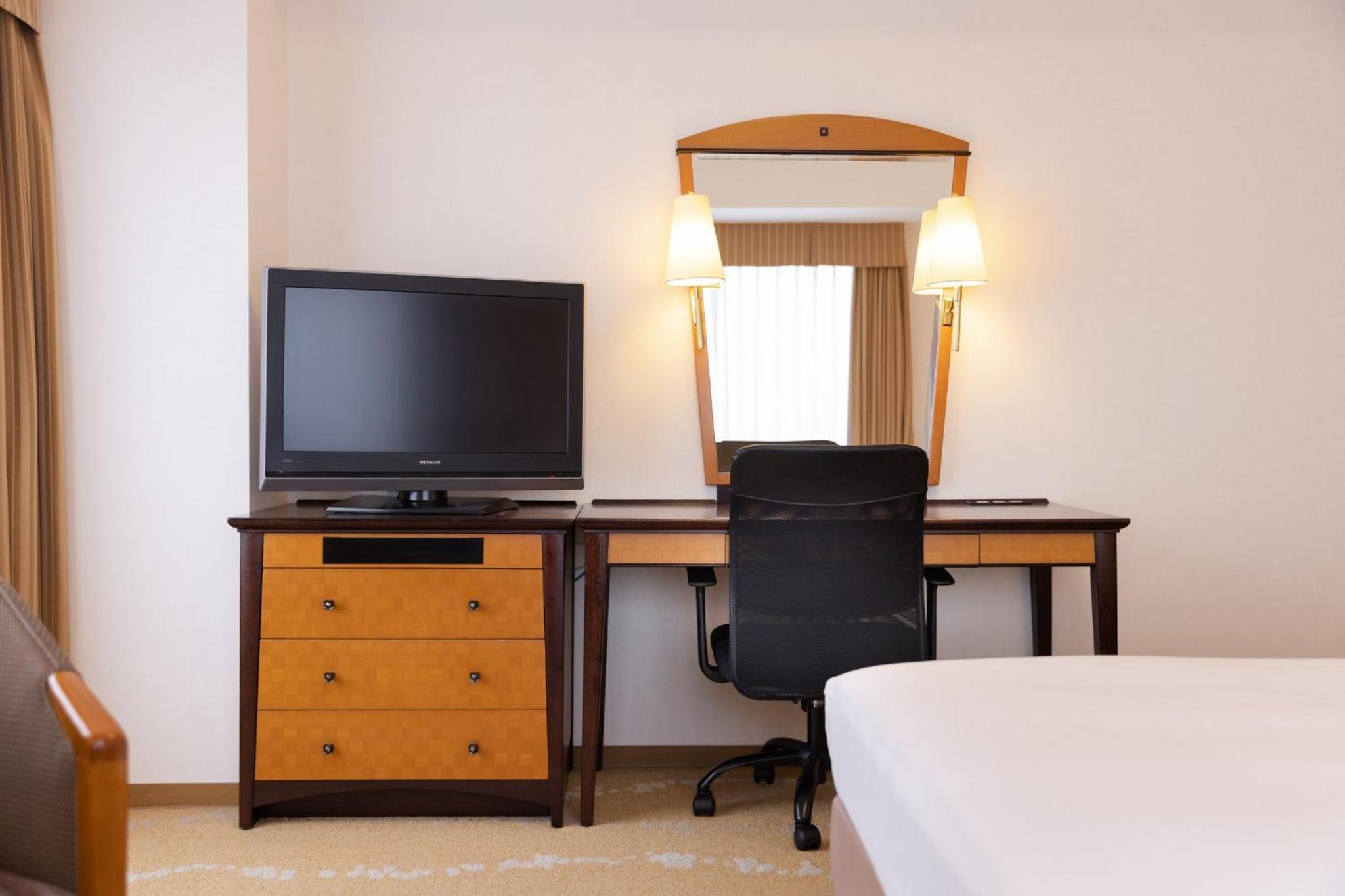 Upgraded Standard Room - Photo 6