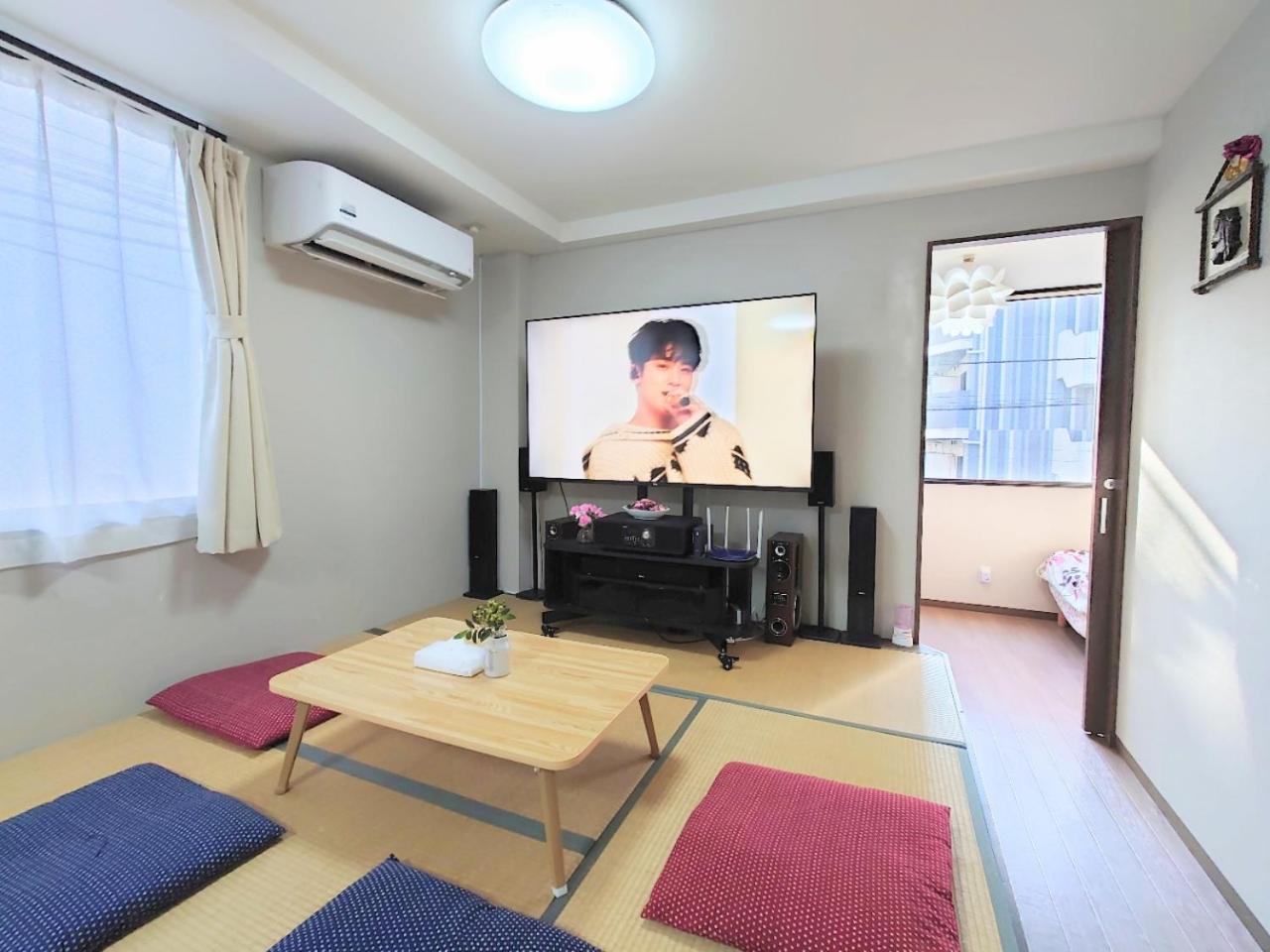 Family Room with Private Bathroom photo 1