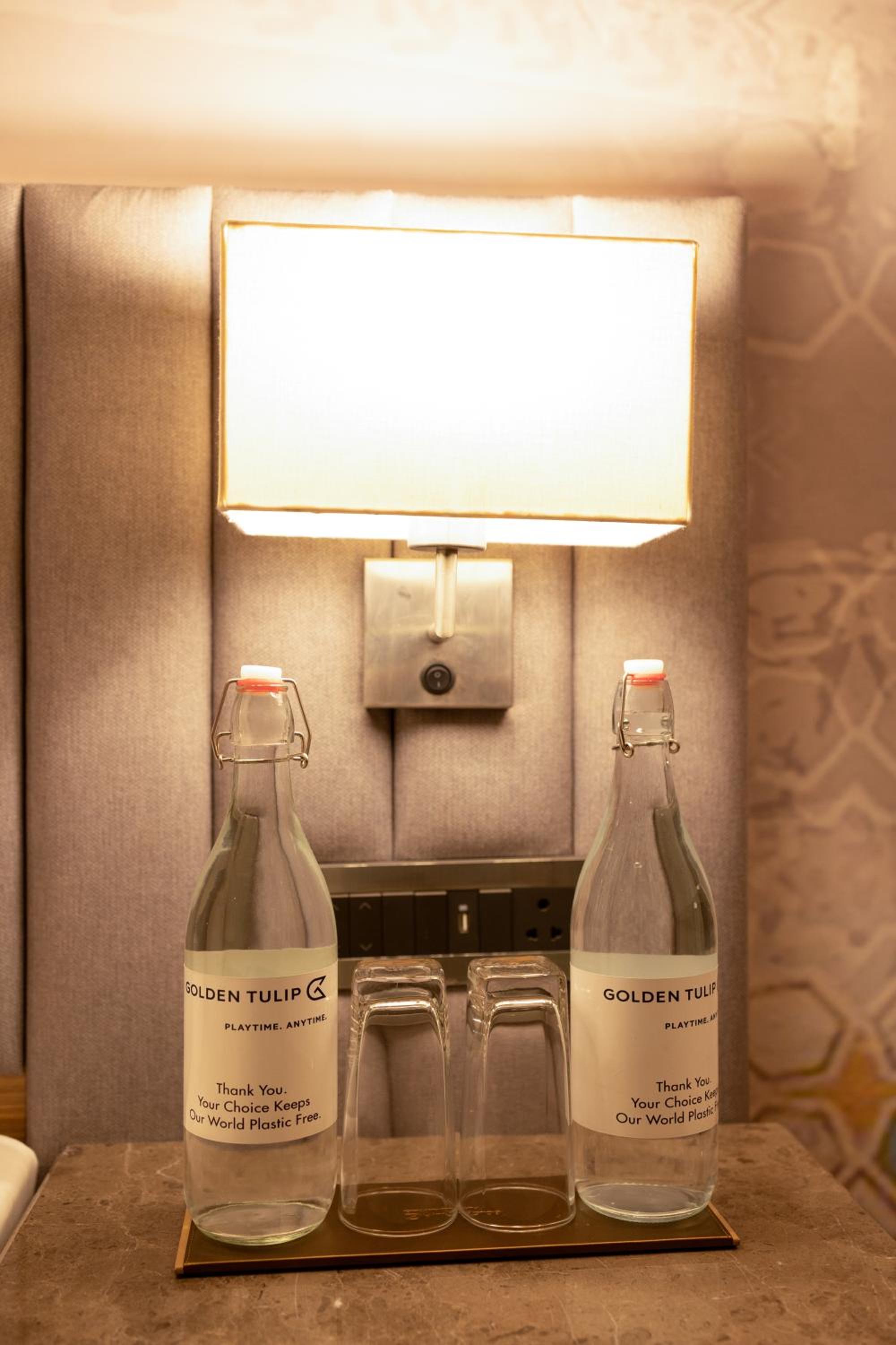 Deluxe room - 1 Double Bed - 10% off on One-way Airport Transfer - Photo 3