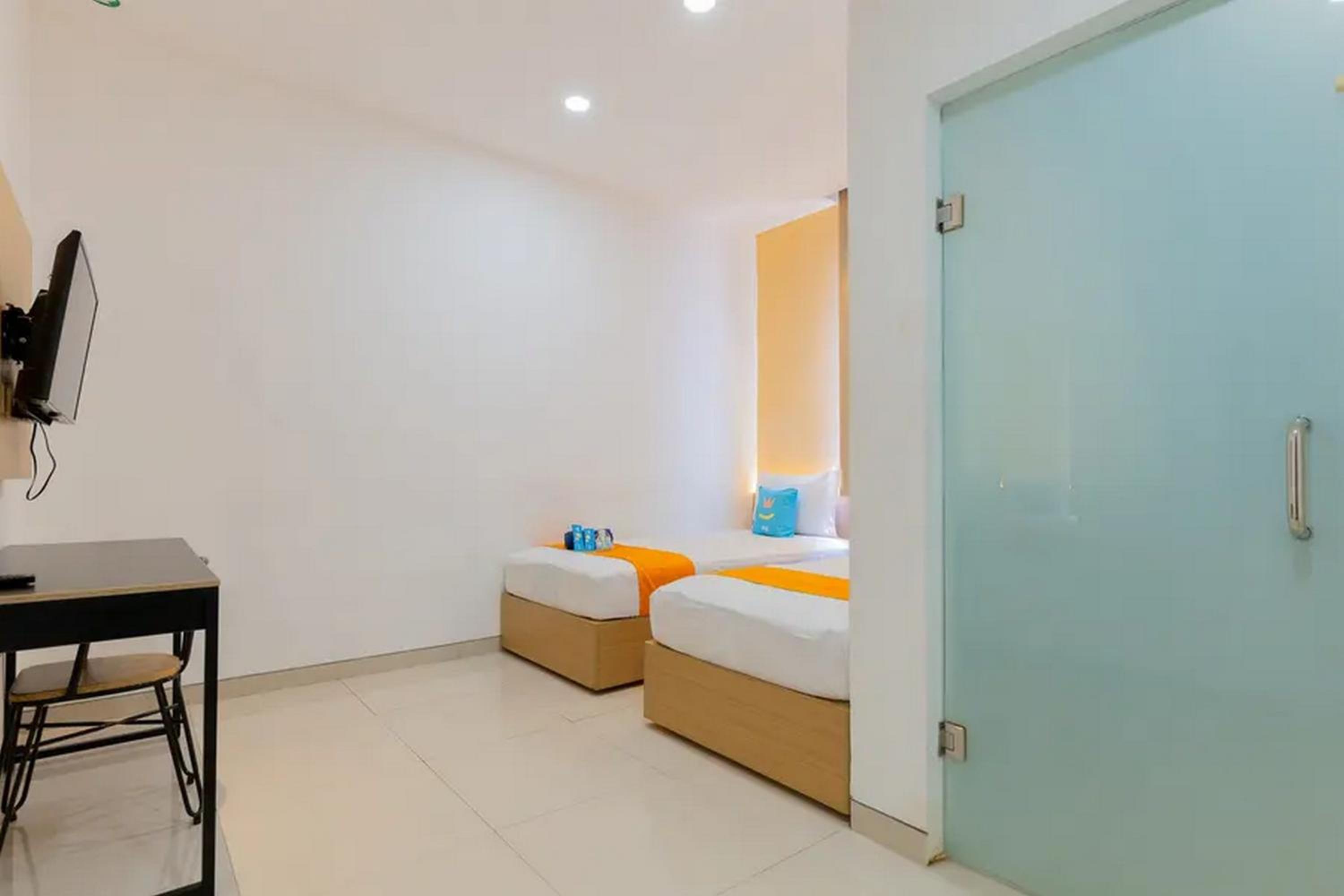 Superior Twin Room - Photo 7