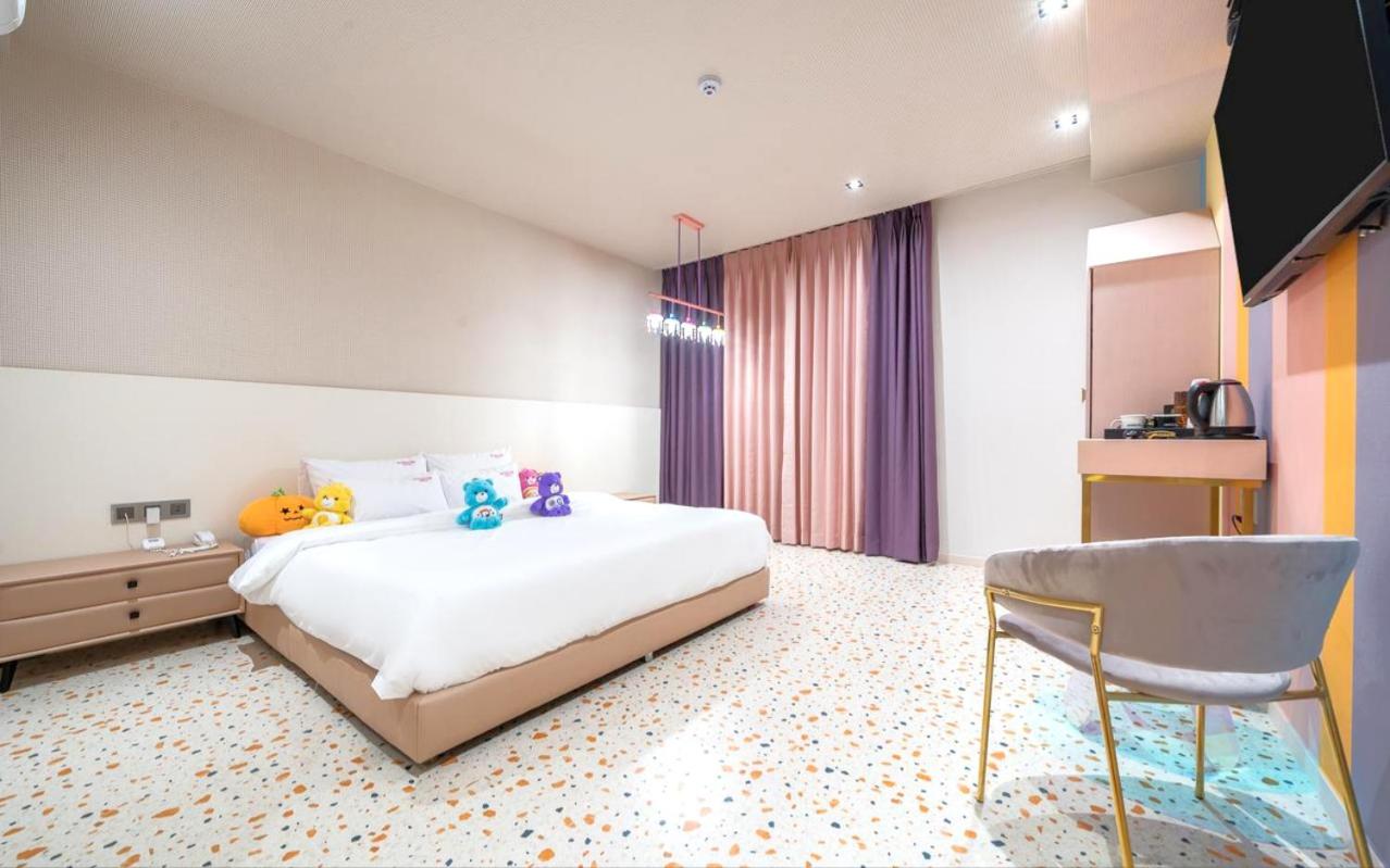 Deluxe Double Room with Bath photo 1