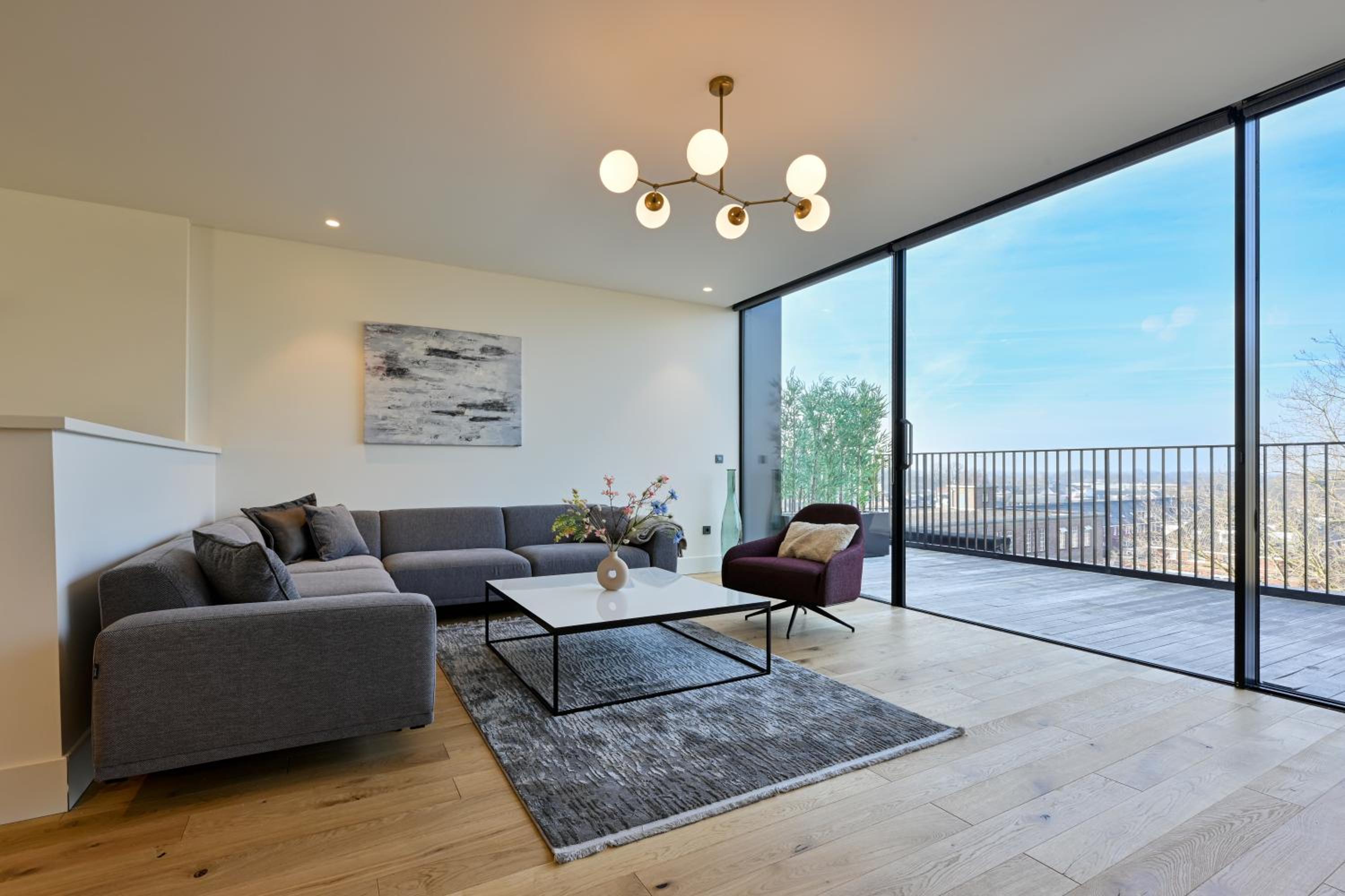 Penthouse Apartment photo 3