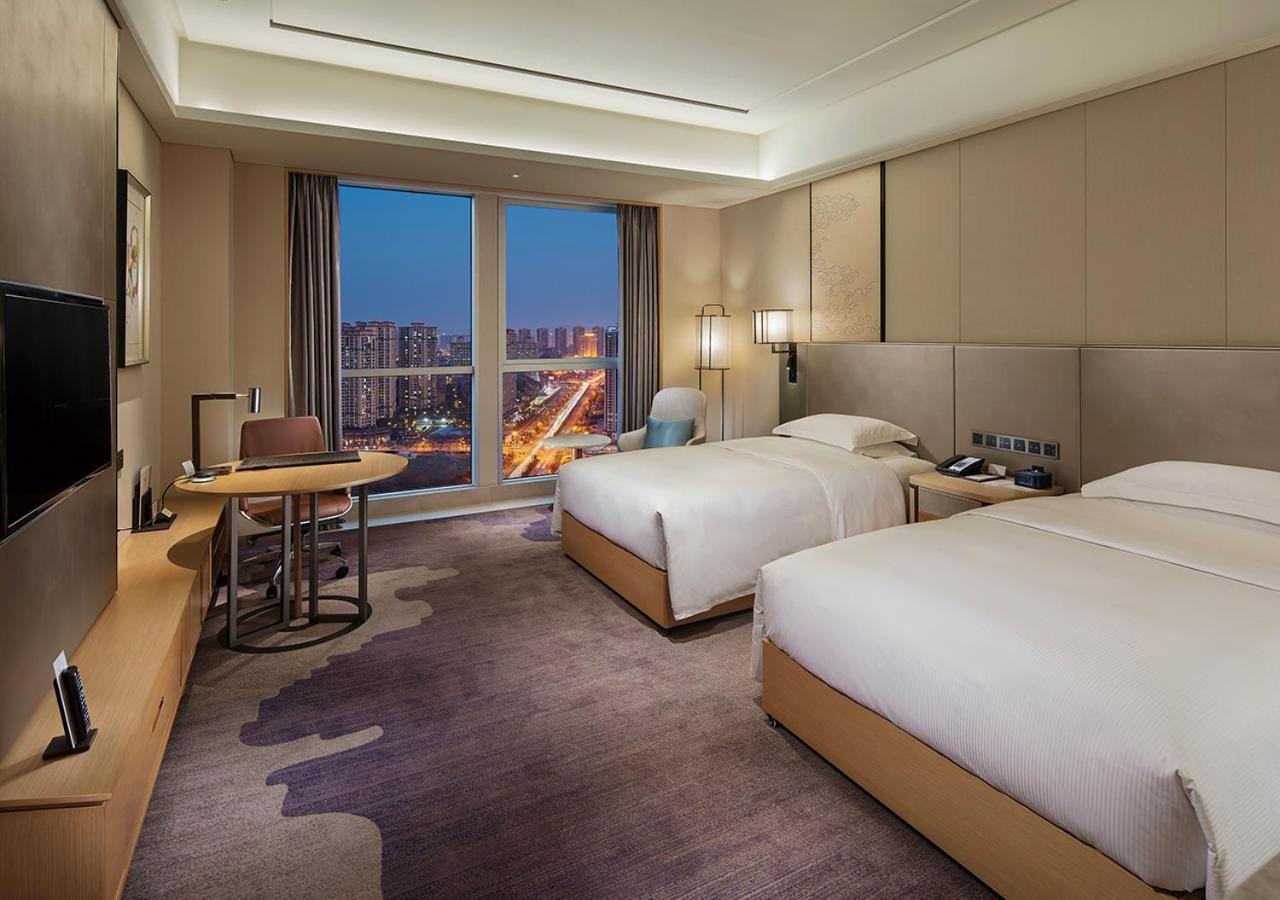 Deluxe Twin Room High Floor