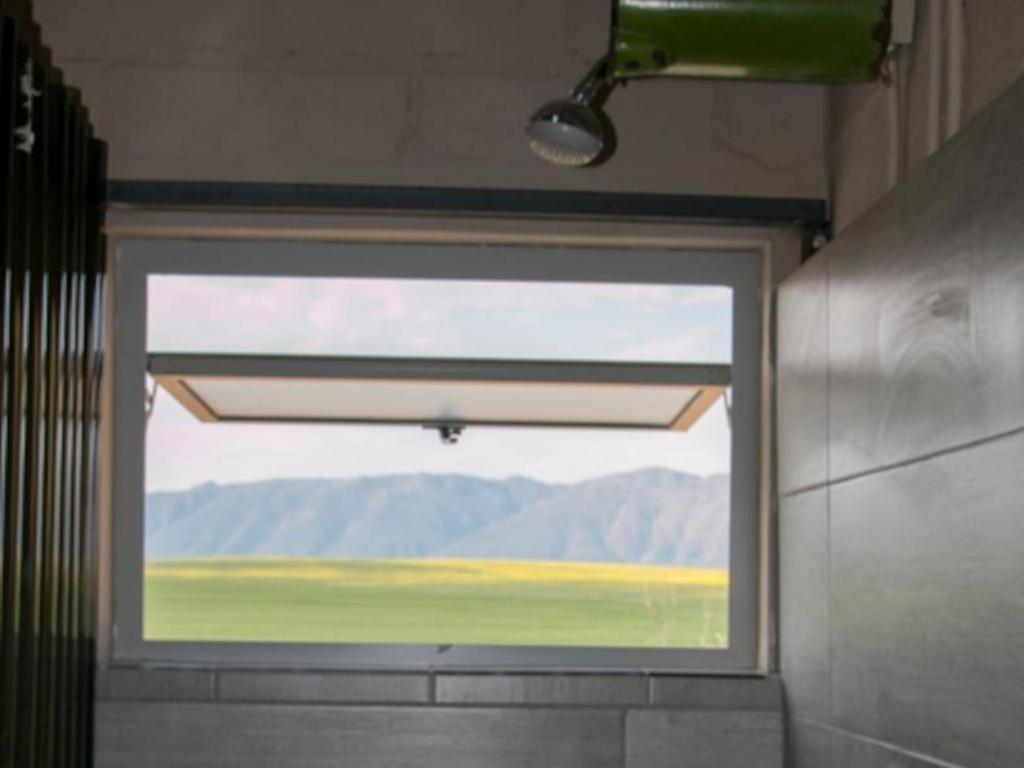 Deluxe Mobile Home photo 3