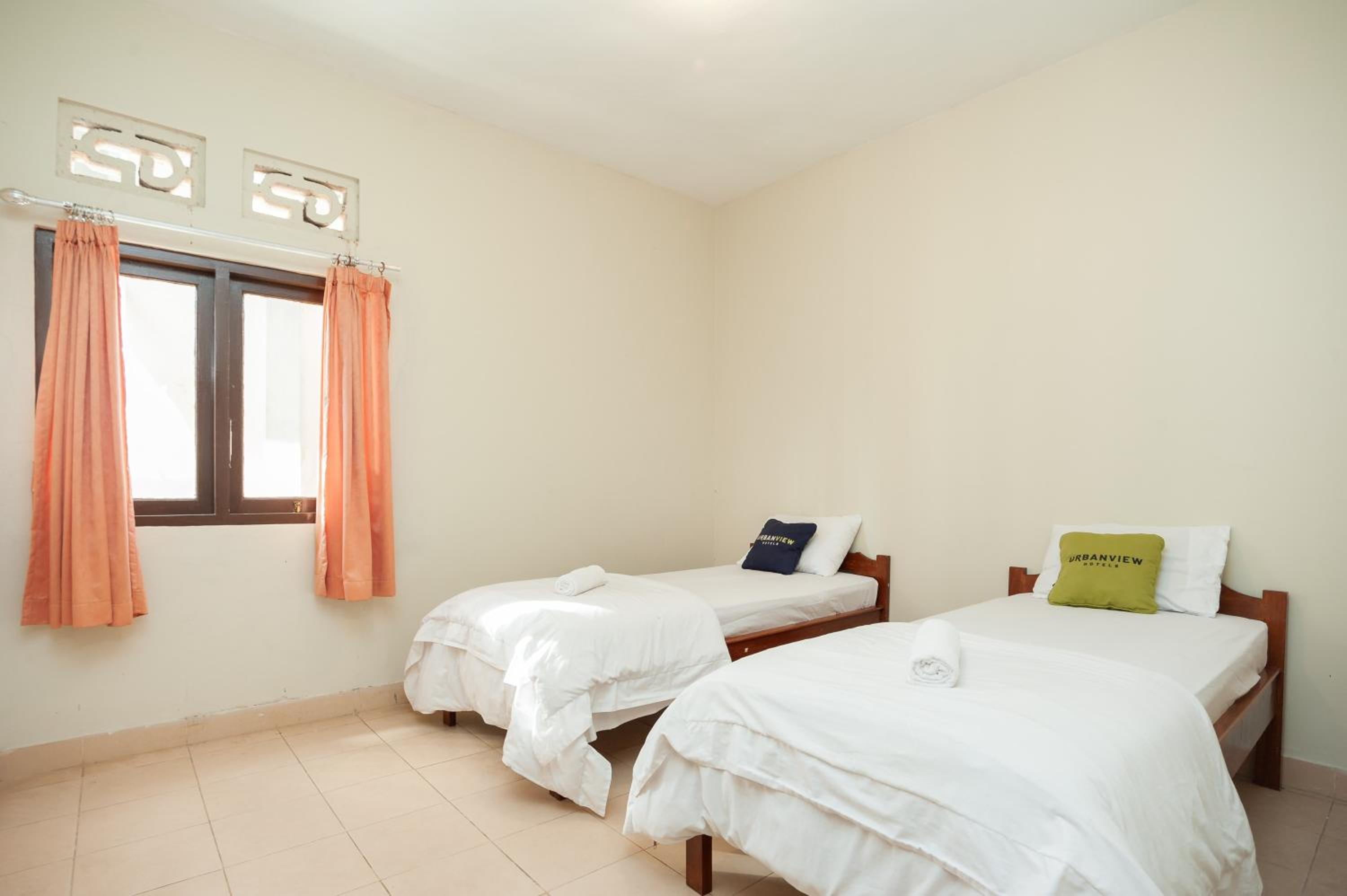 Villa - Photo 1