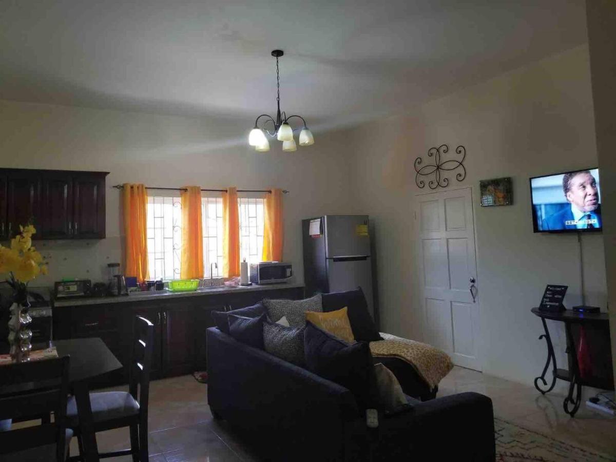 Apartment photo 3