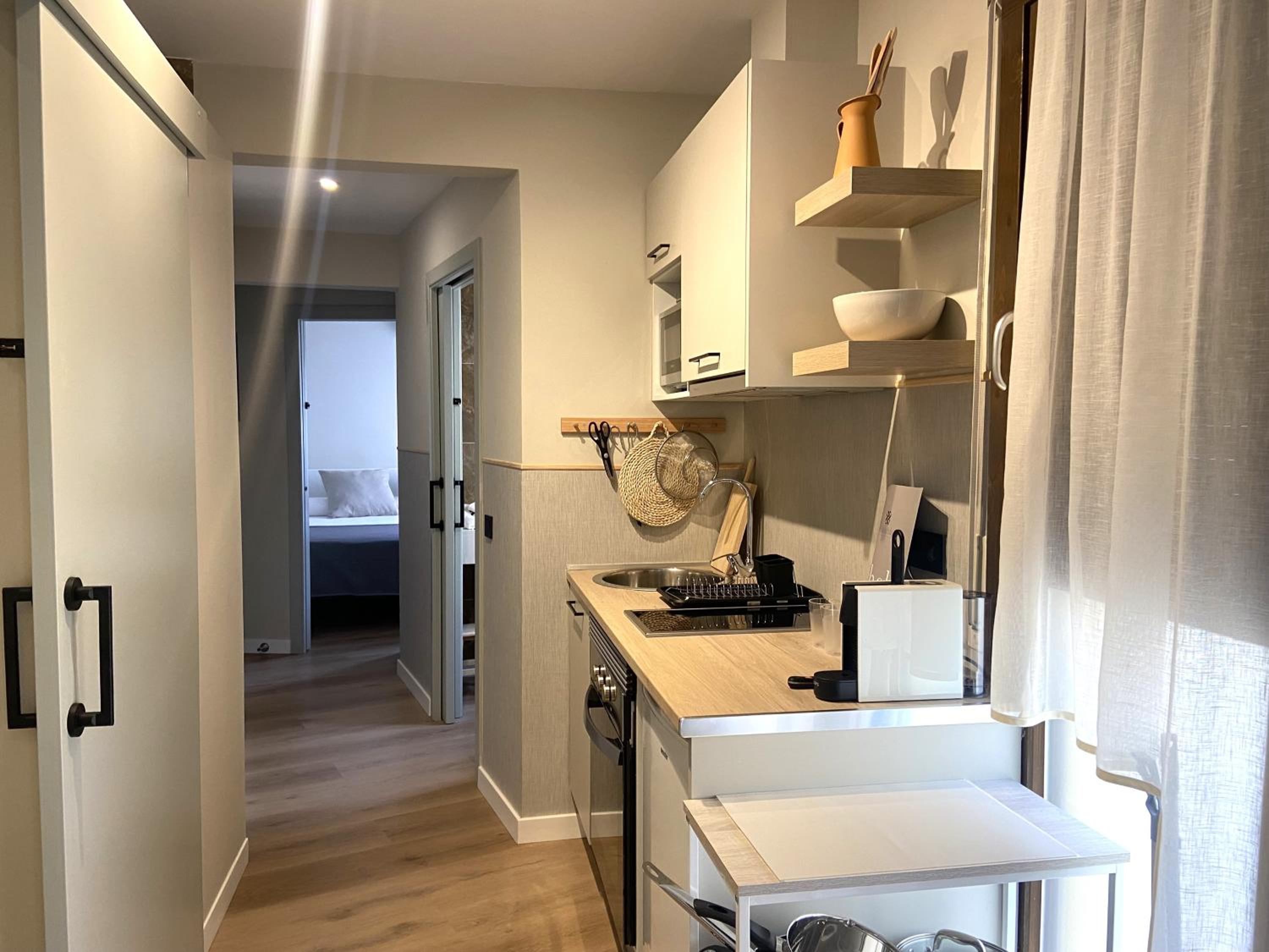 Apartment photo 2