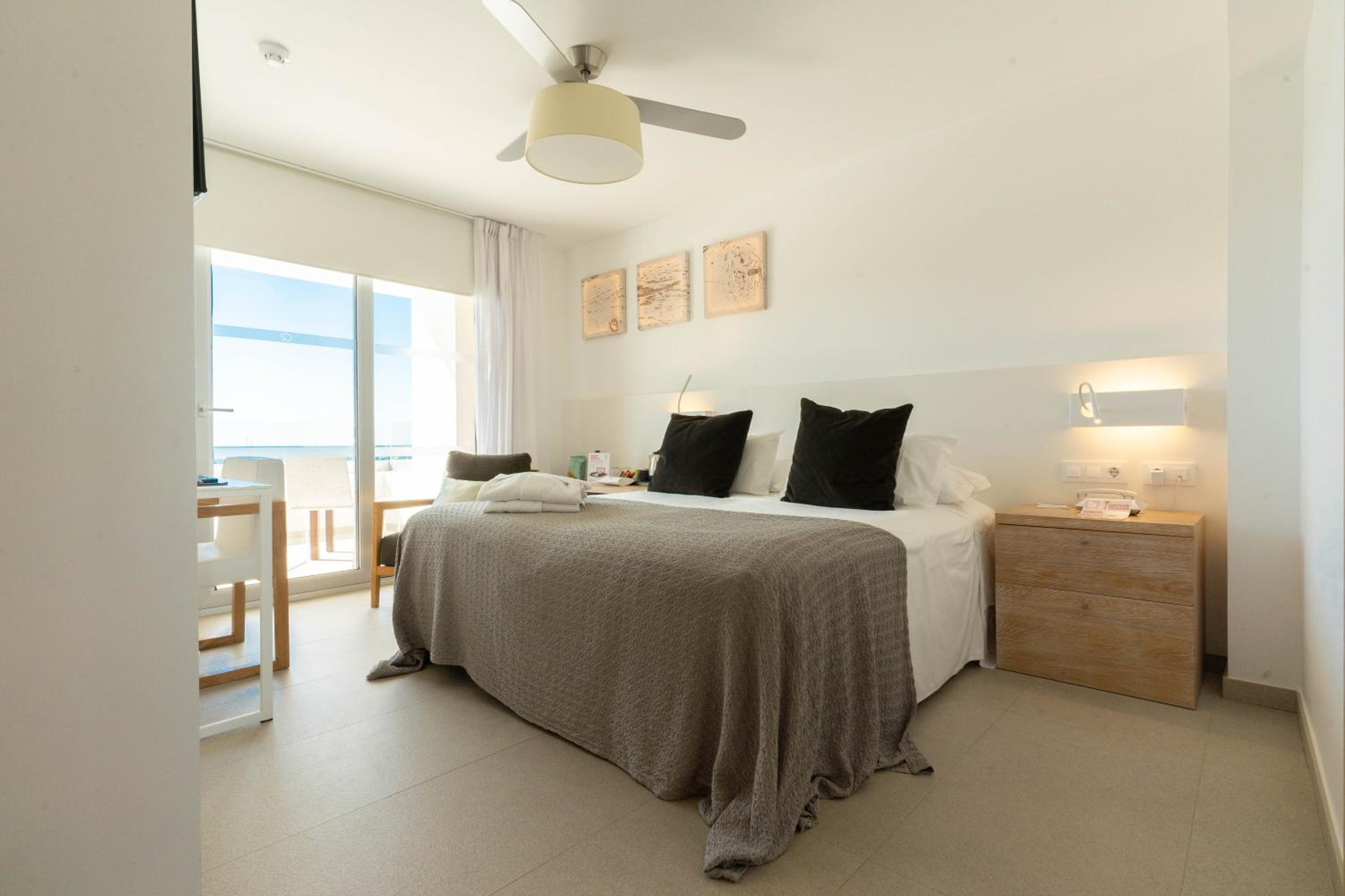 Habitación Doble o con Dos Camas con Vista al Mar
