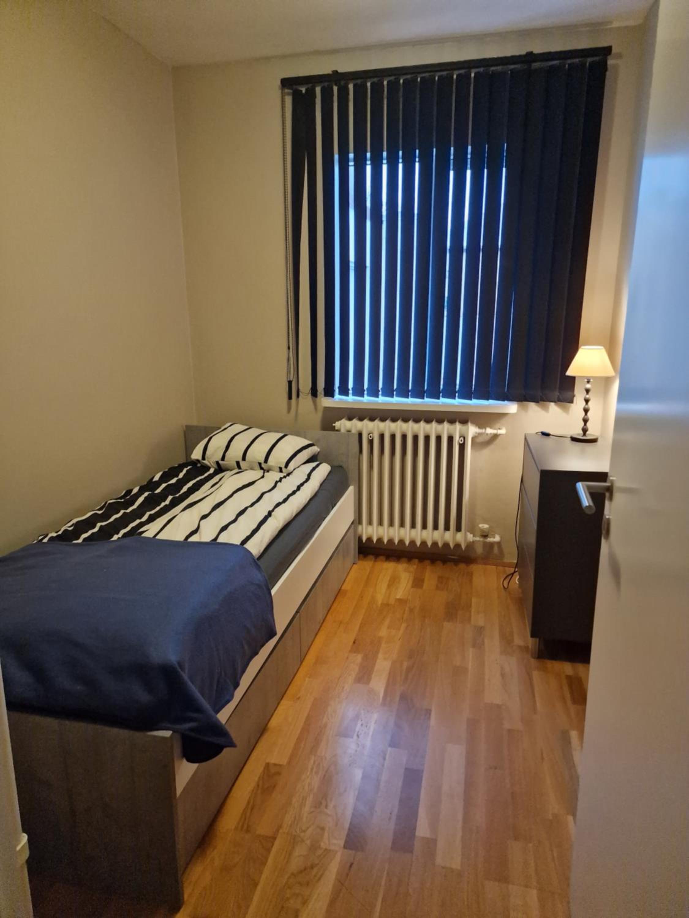 Single Room with Shared Bathroom