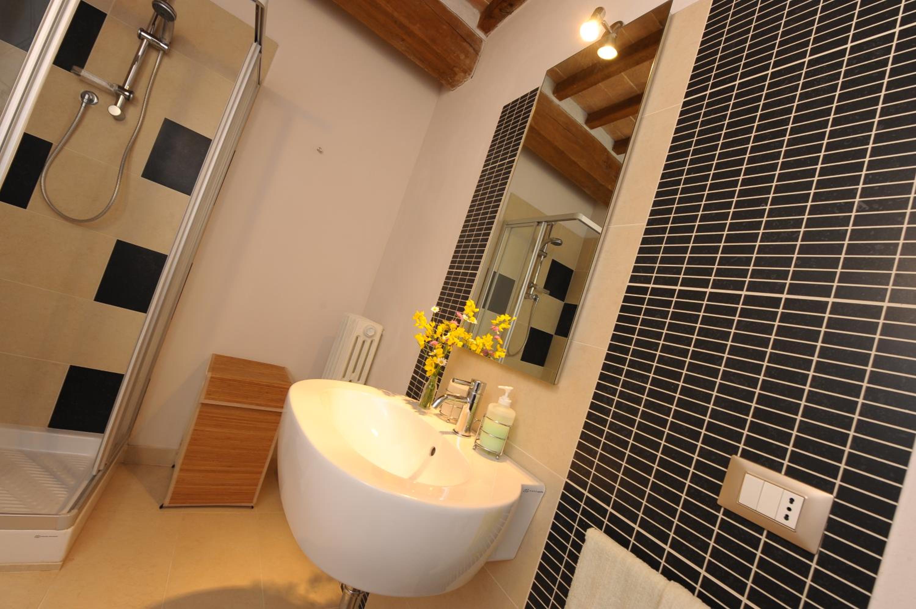Villa photo 3
