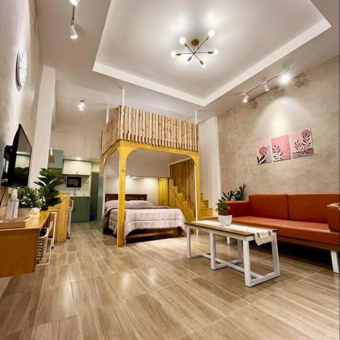 One-Bedroom Apartment photo 1