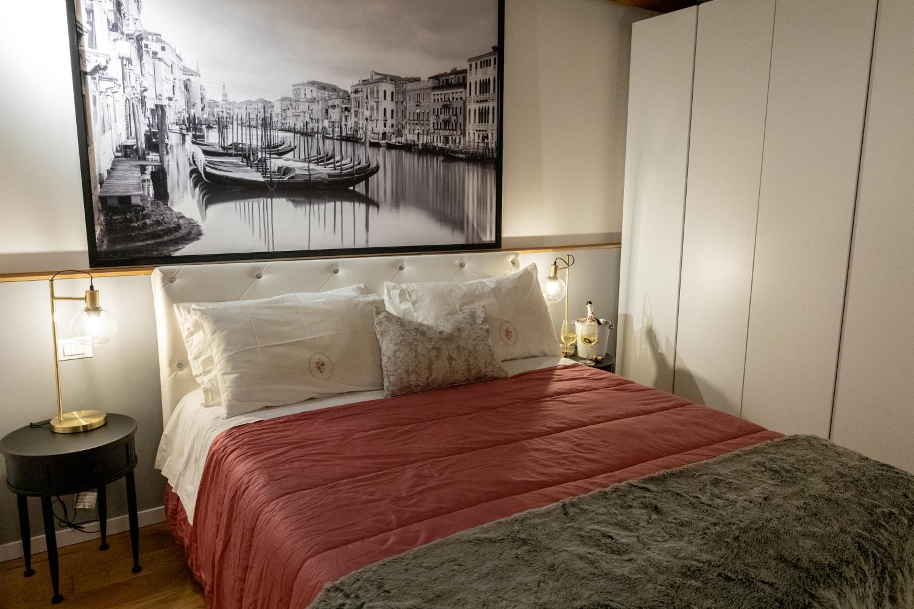 Apartment with Terrace photo 1