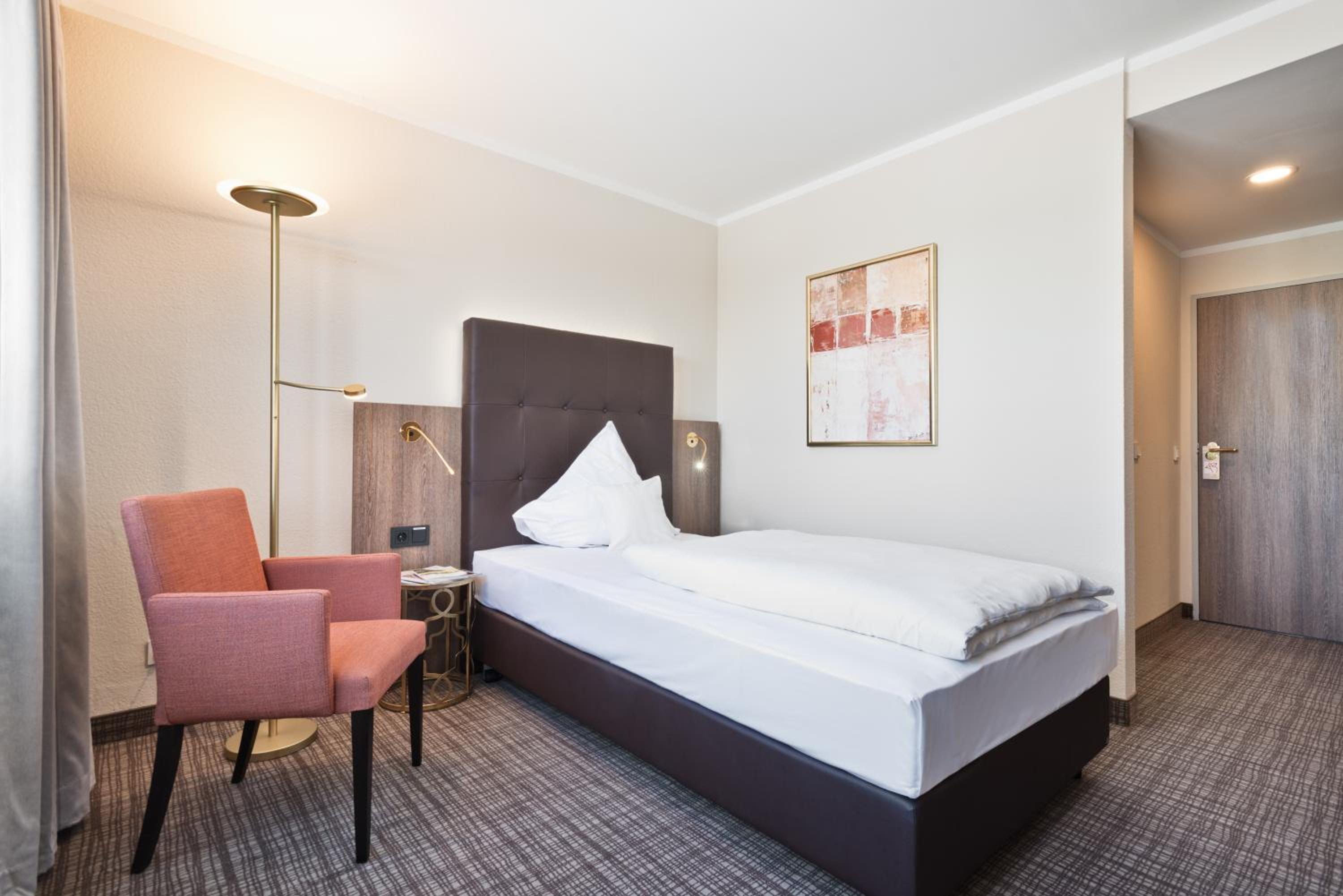 Standard Single Room photo 3