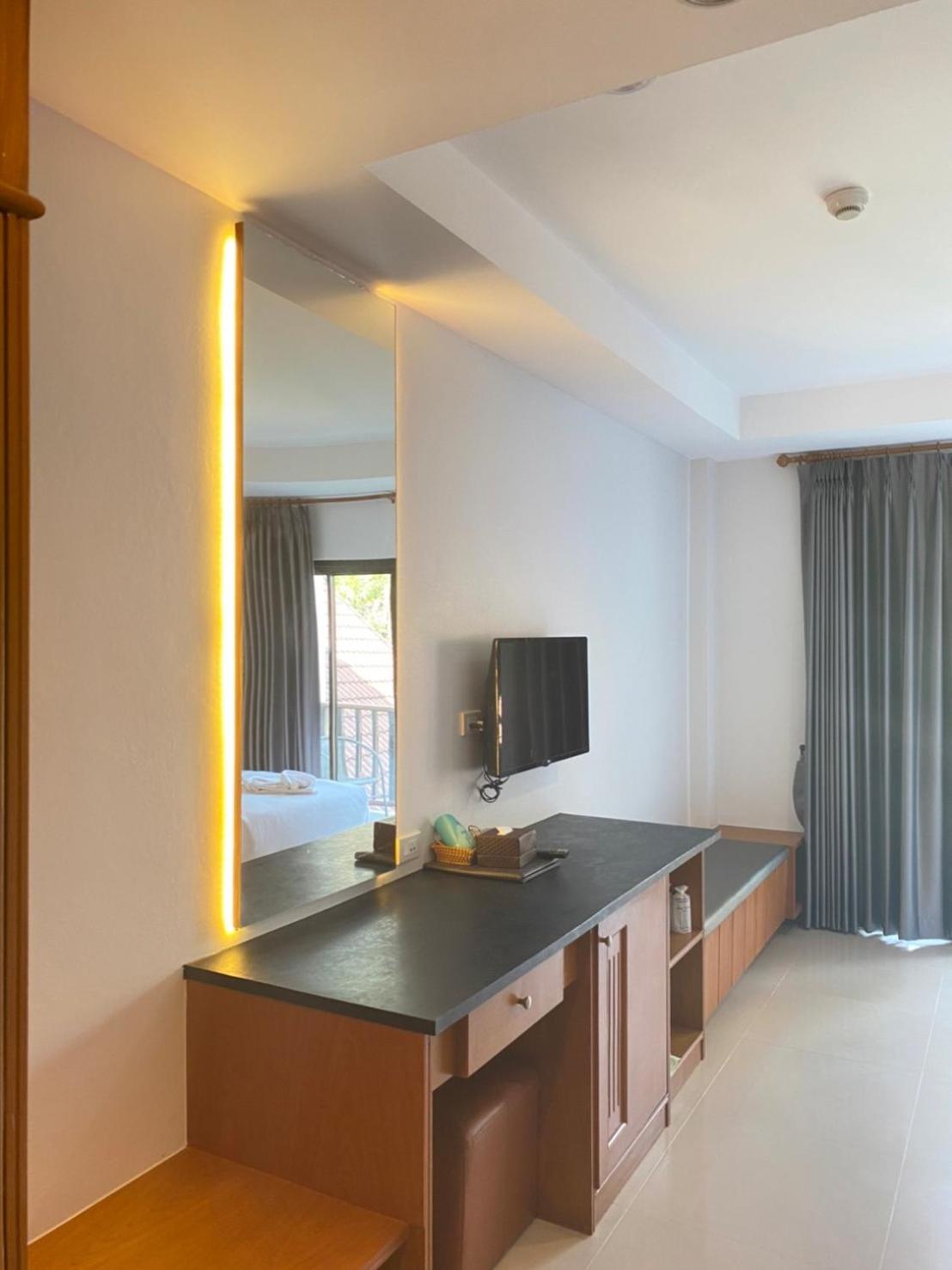 Deluxe Double Room - Photo 6