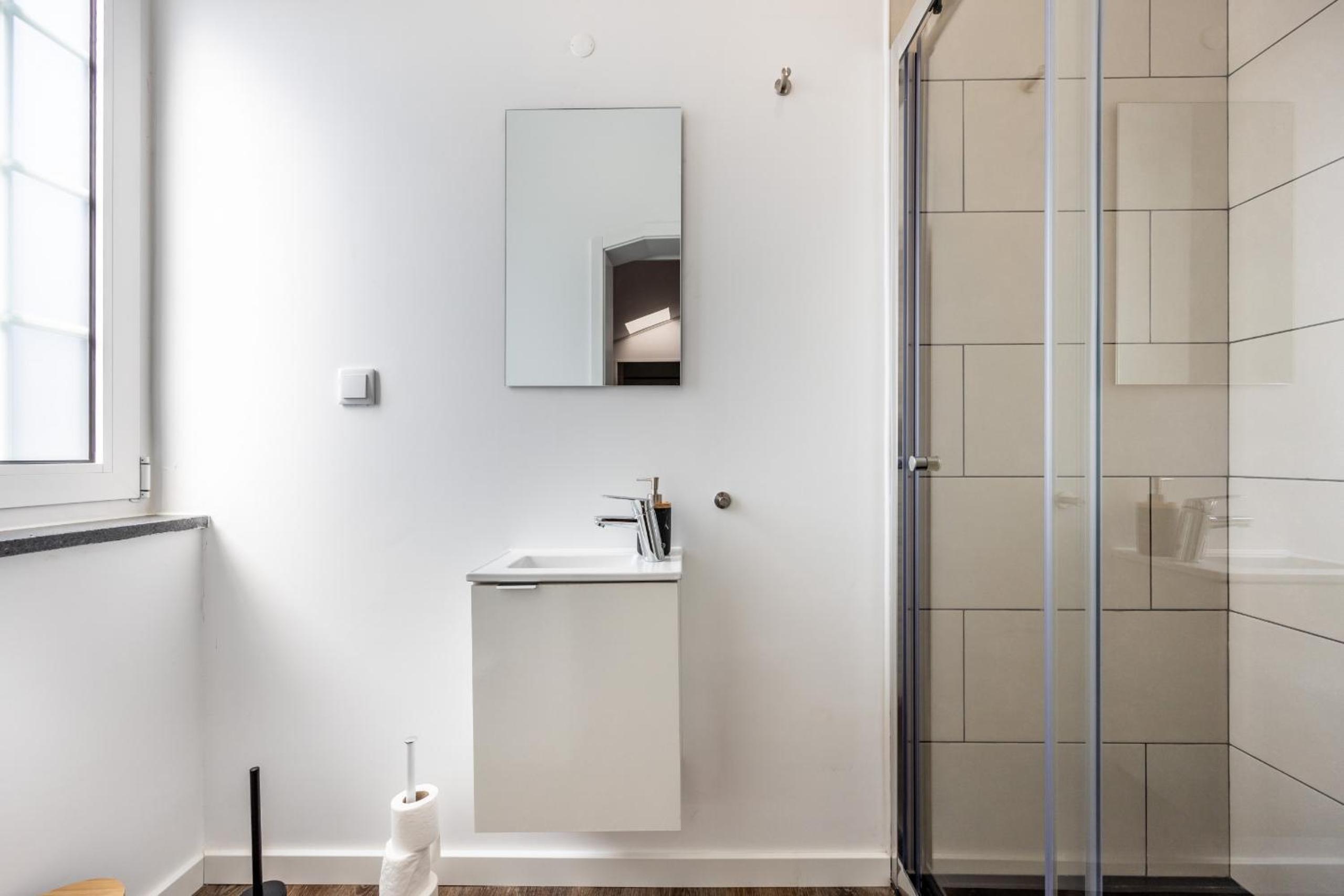 Deluxe Double Room with Shower photo 2