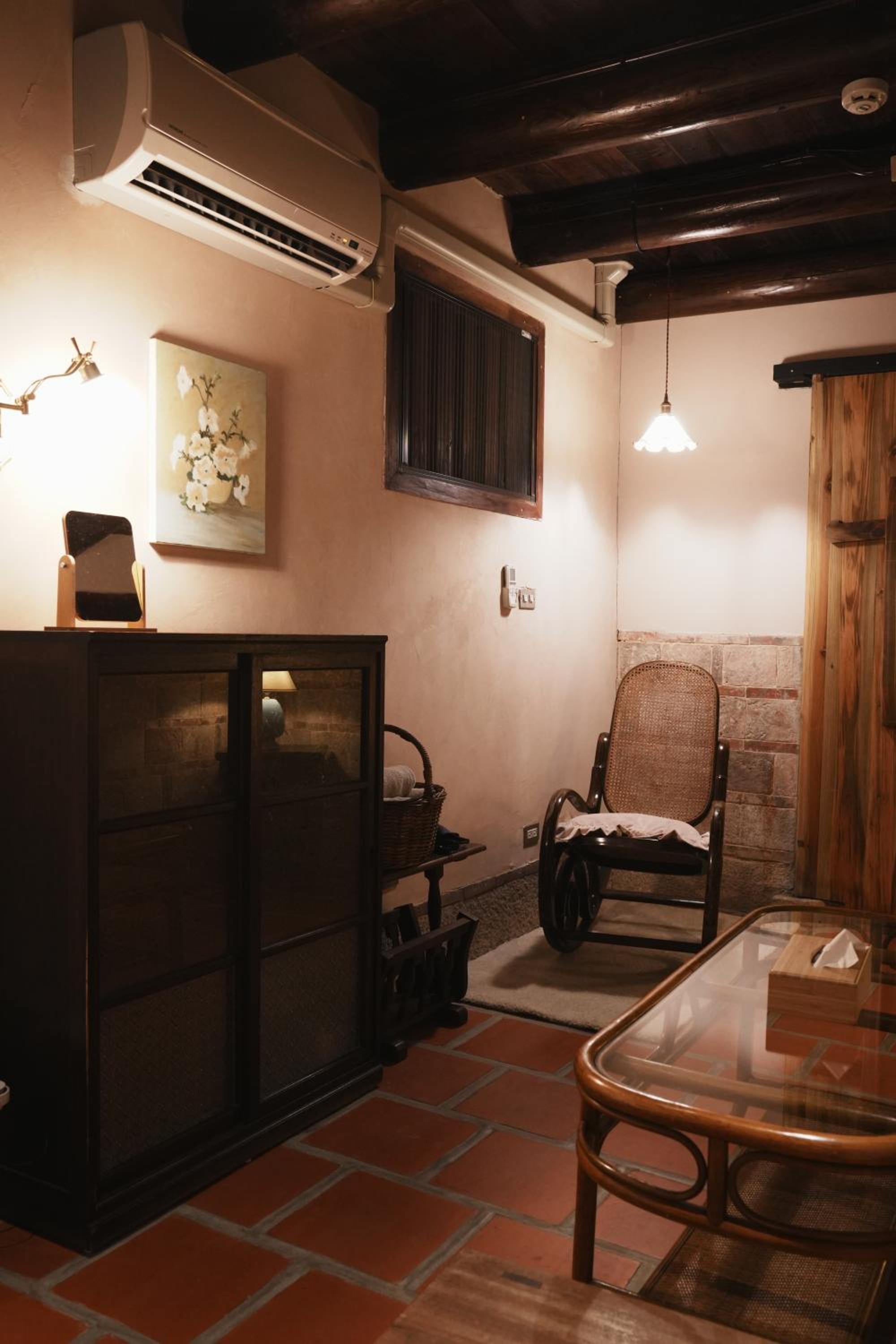 Standard Twin Room with Sofa photo 2