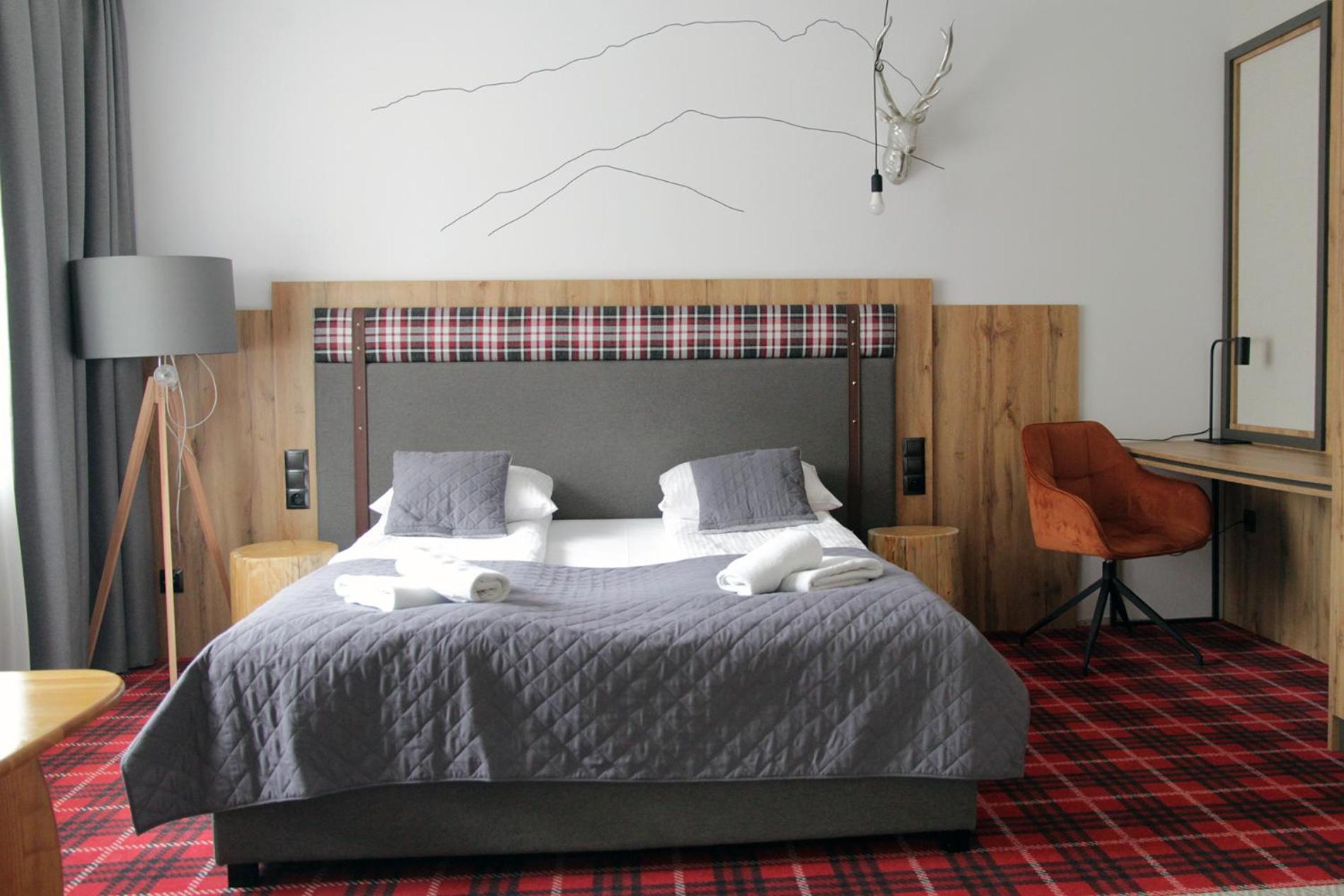 Deluxe King Room photo 1