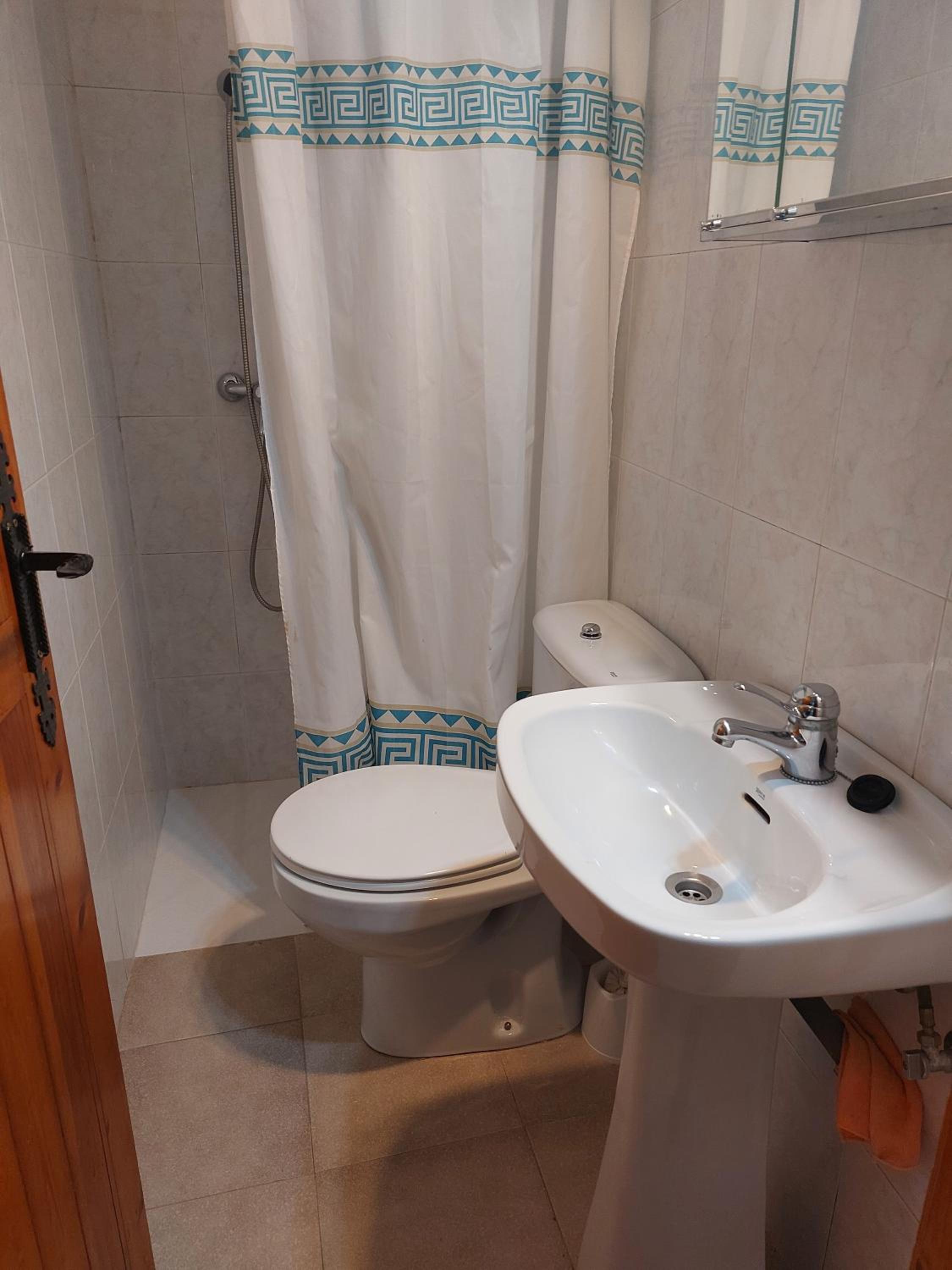 Deluxe Family Suite photo 2
