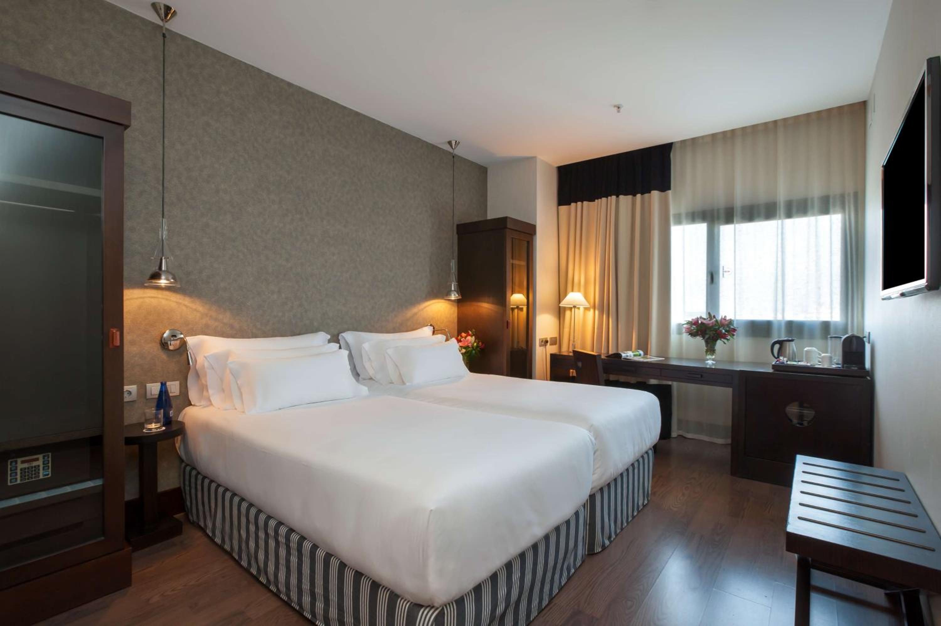 Superior New Style Room