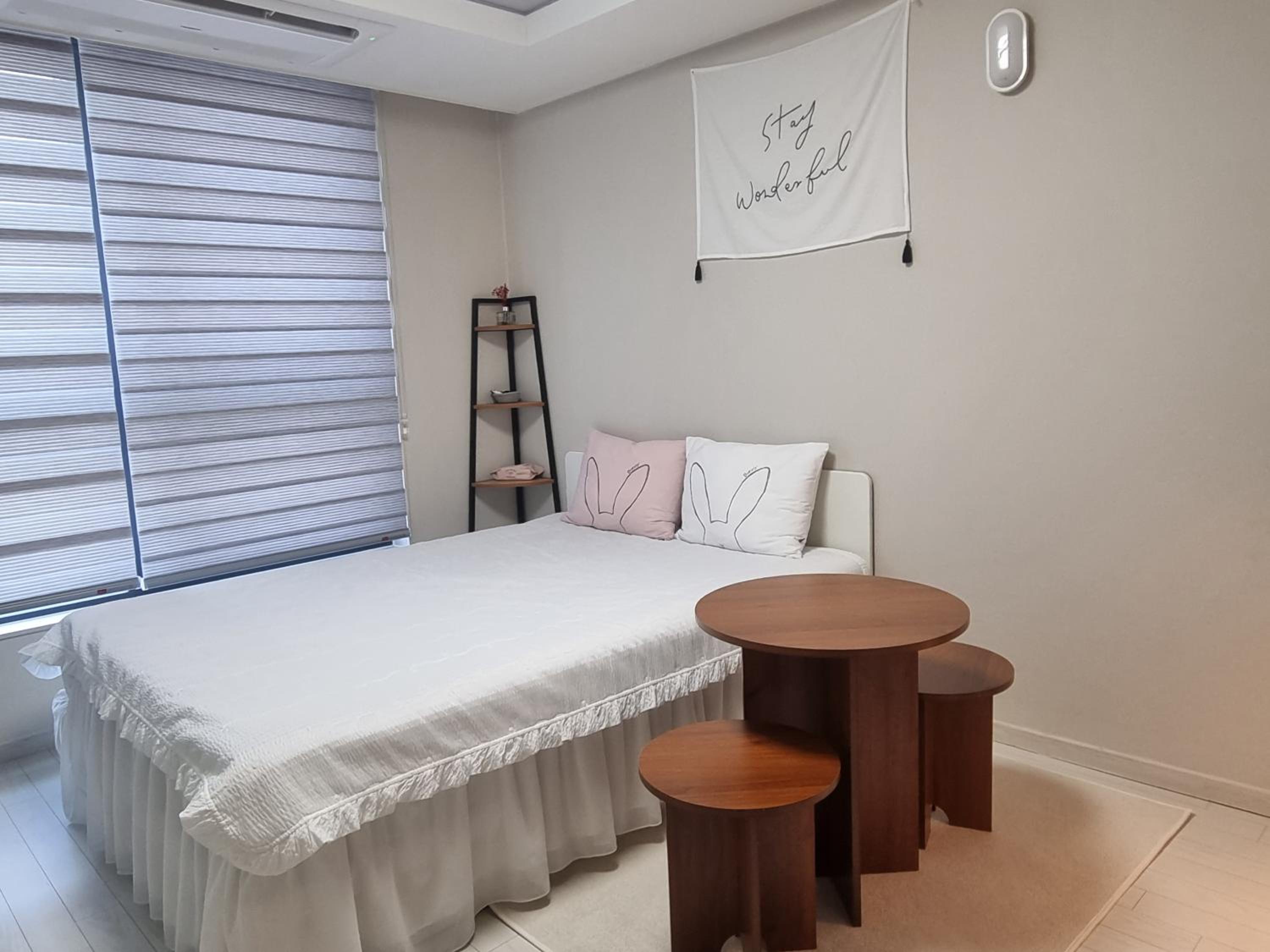 Studio Apartment - A photo 1