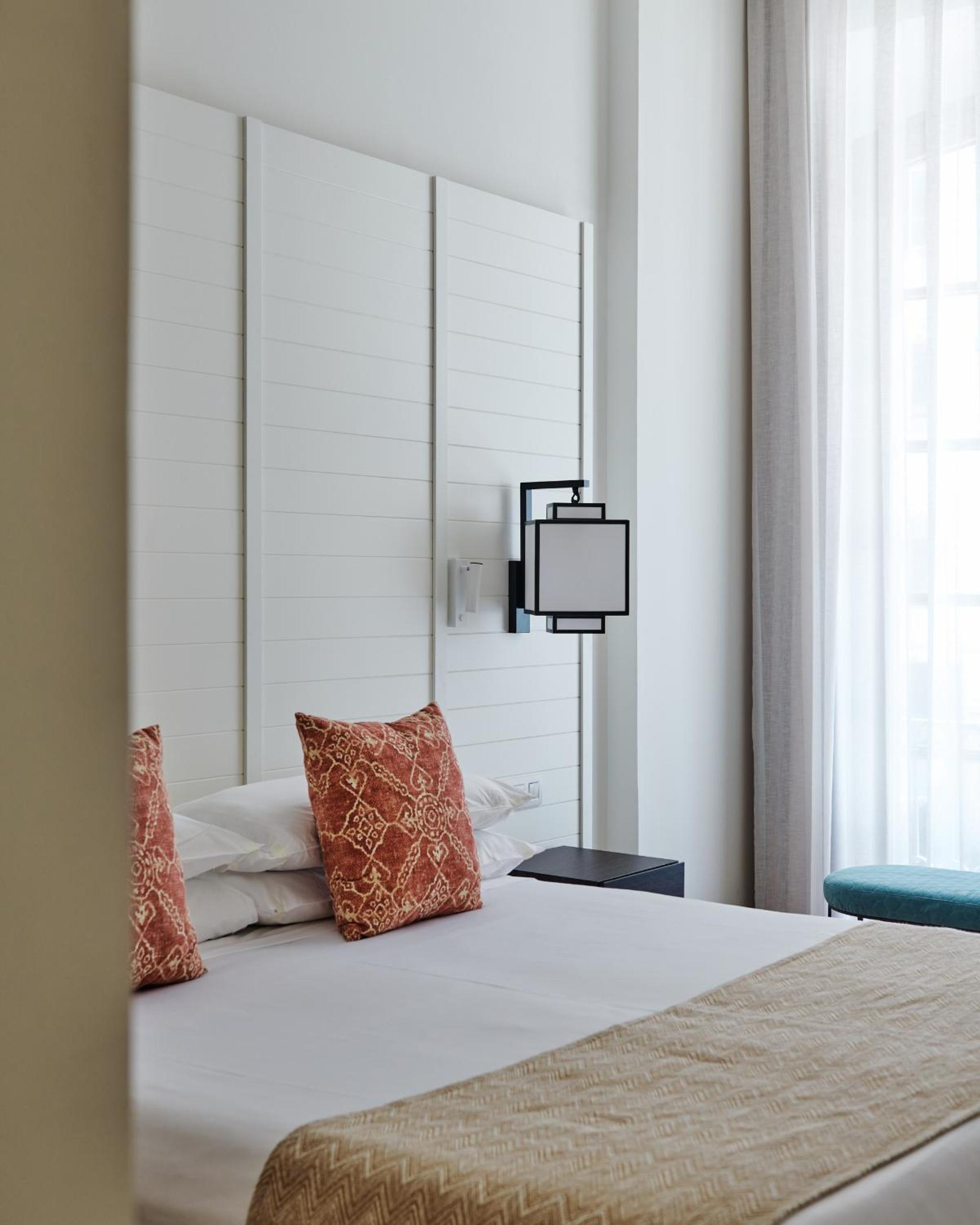 Superior Double or Twin Room (1-2 People)