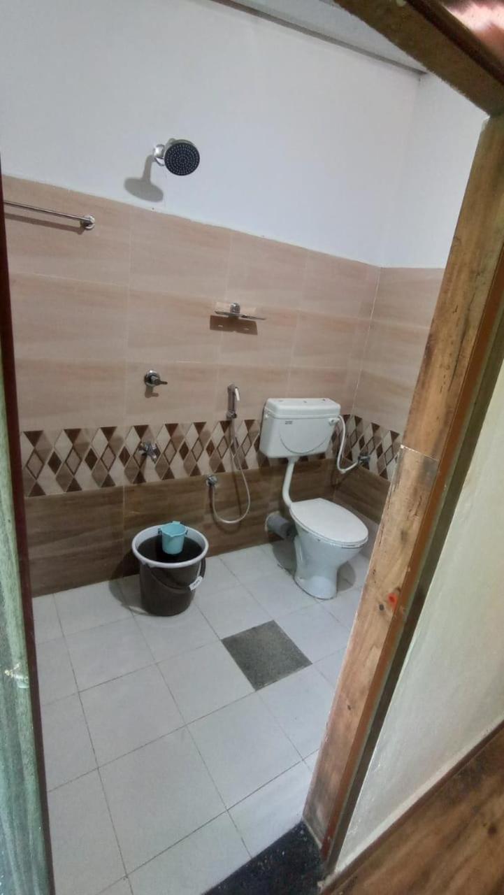 Economy Double Room photo 2