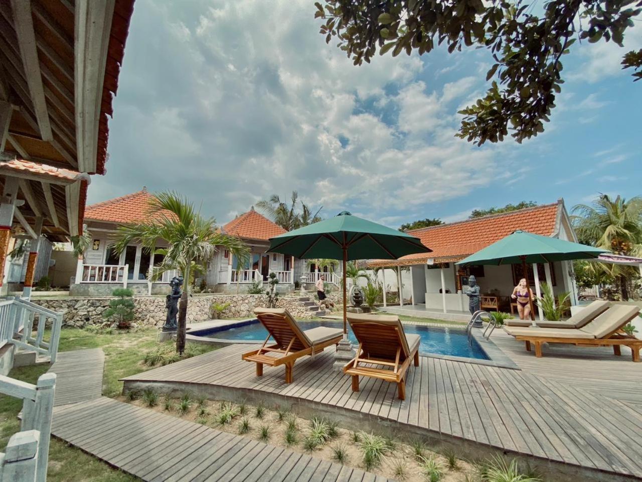 Double Room with Pool View - Photo 23