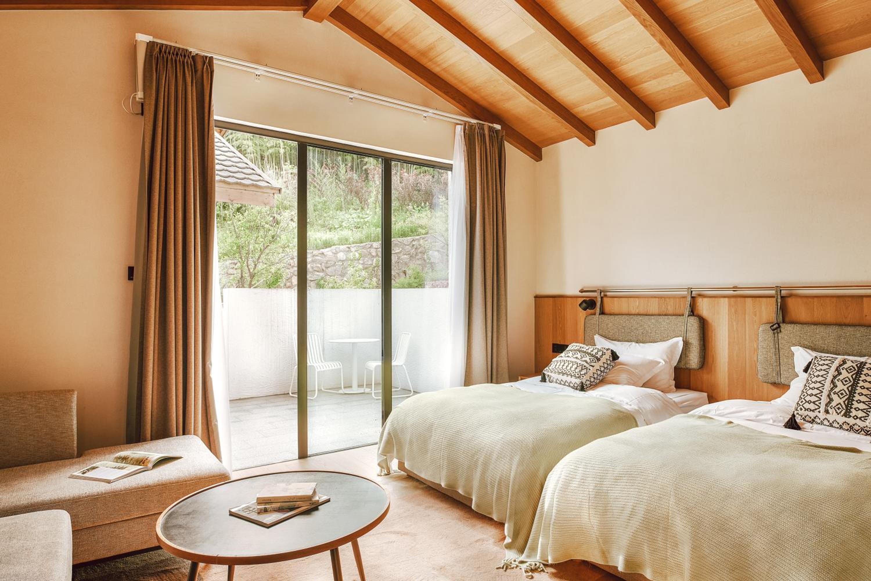 Courtyard Twin Room photo 1