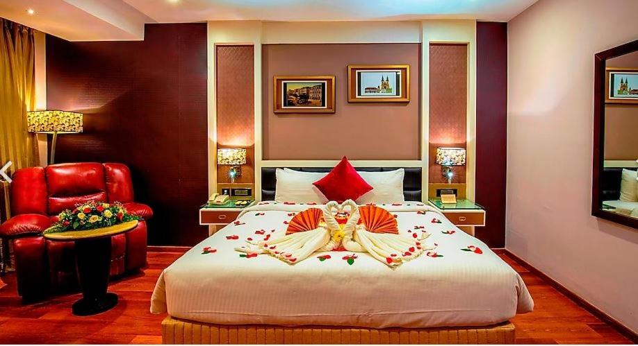 Superior King Room photo 1