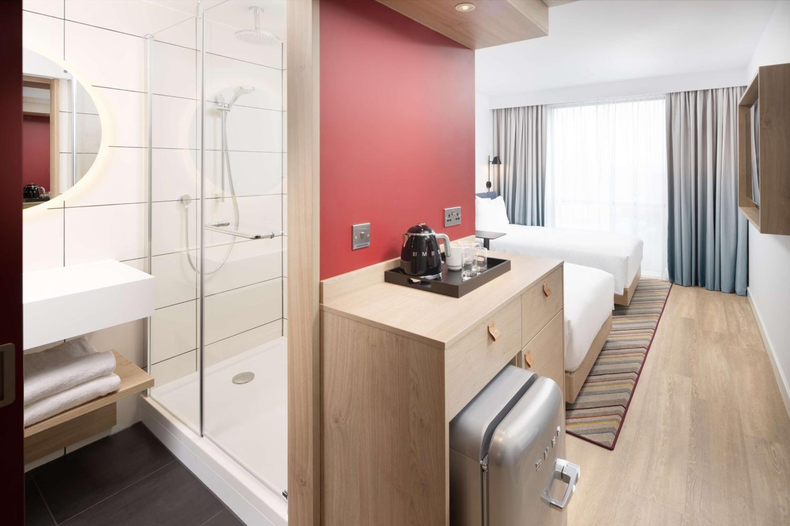 Twin Room - Photo 3