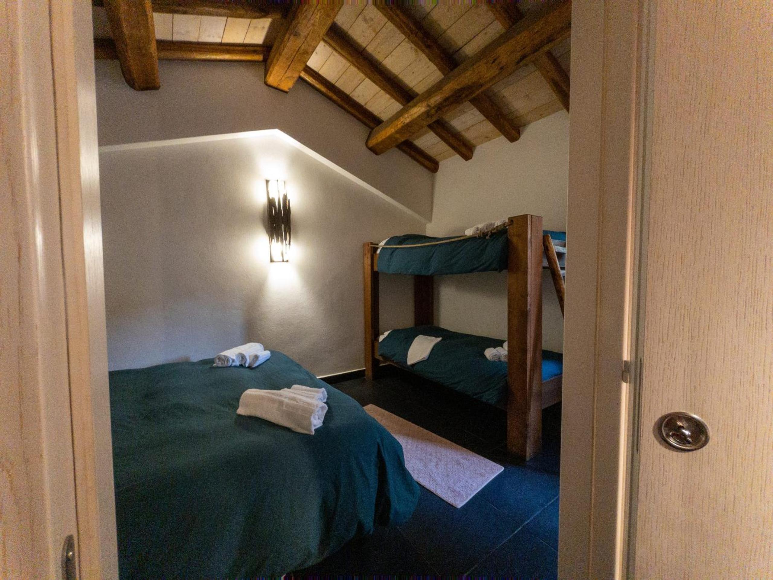 Double Room with Patio photo 3