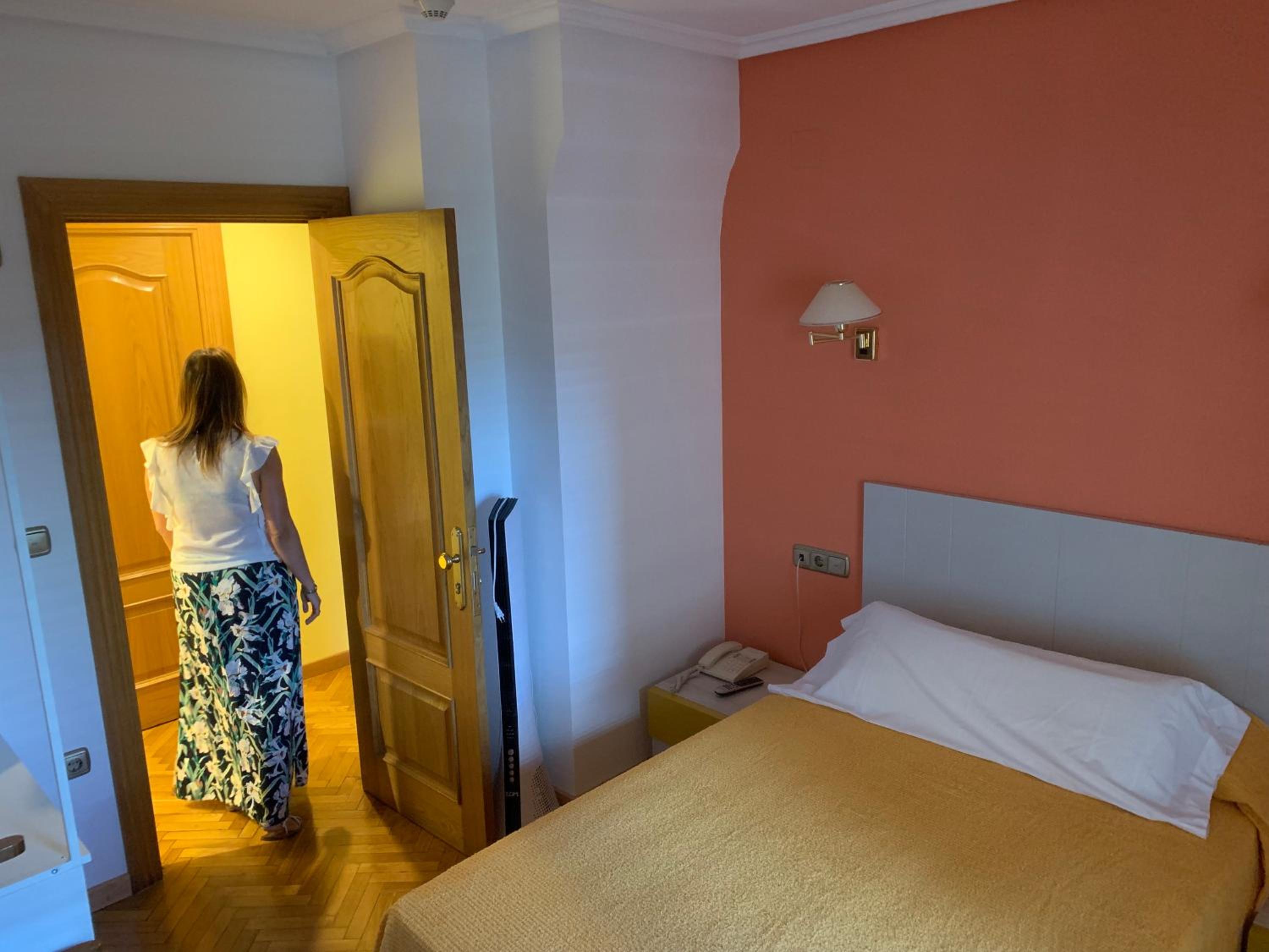 Single Room photo 2