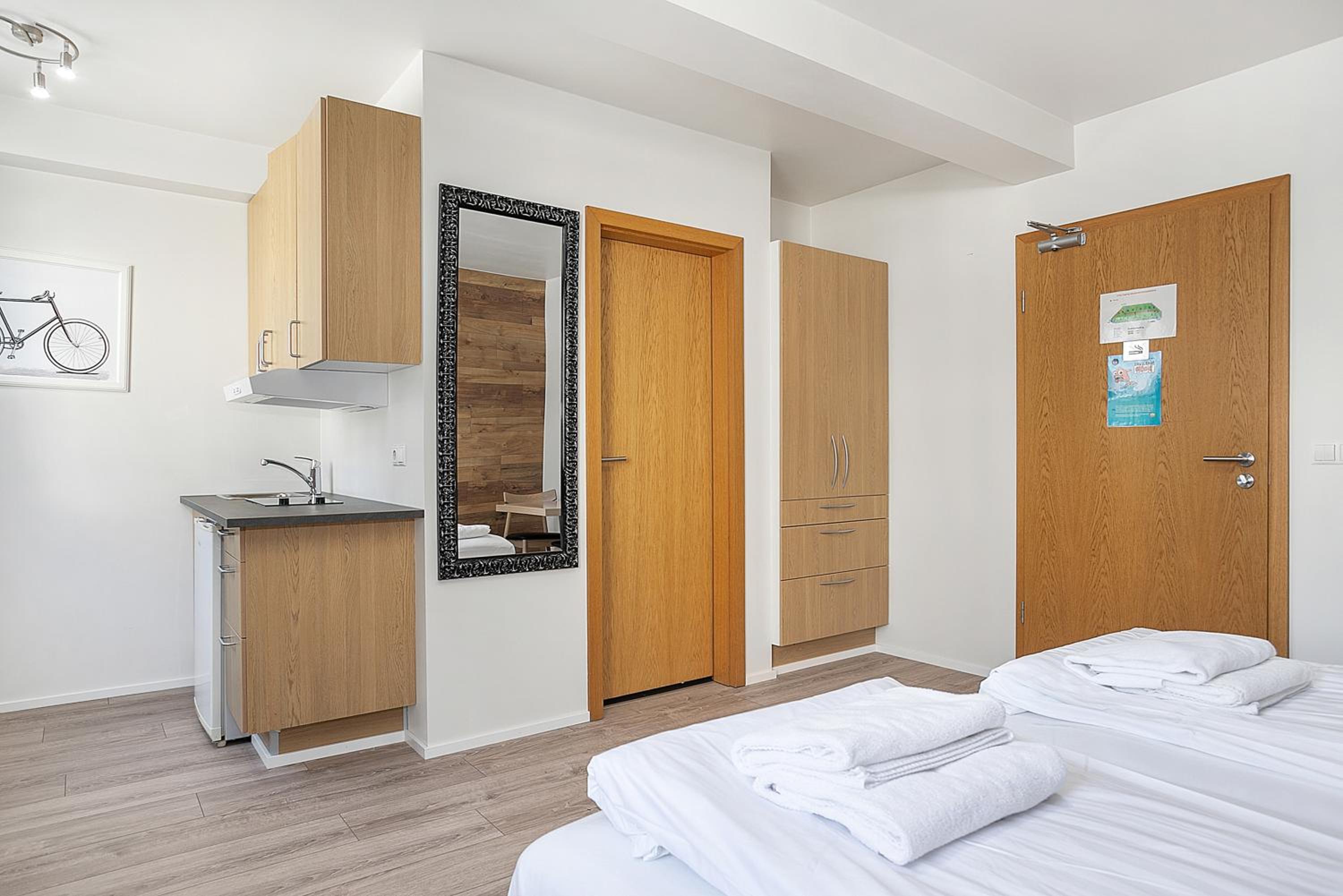 Studio Apartment - Photo 10