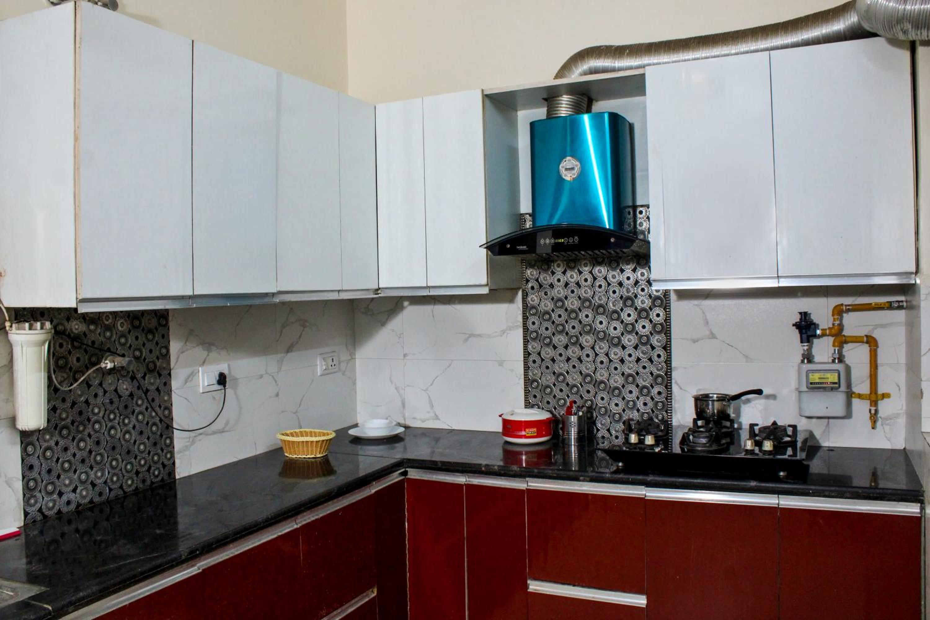 Three-Bedroom Villa photo 2