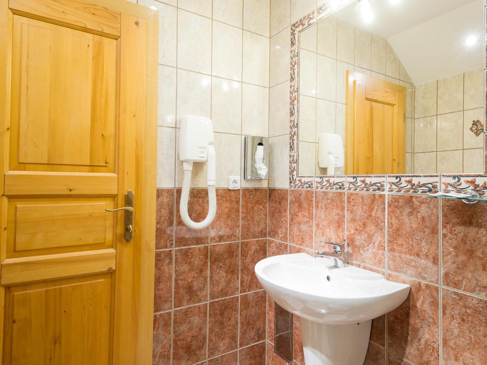 Duplex Suite - Photo 14