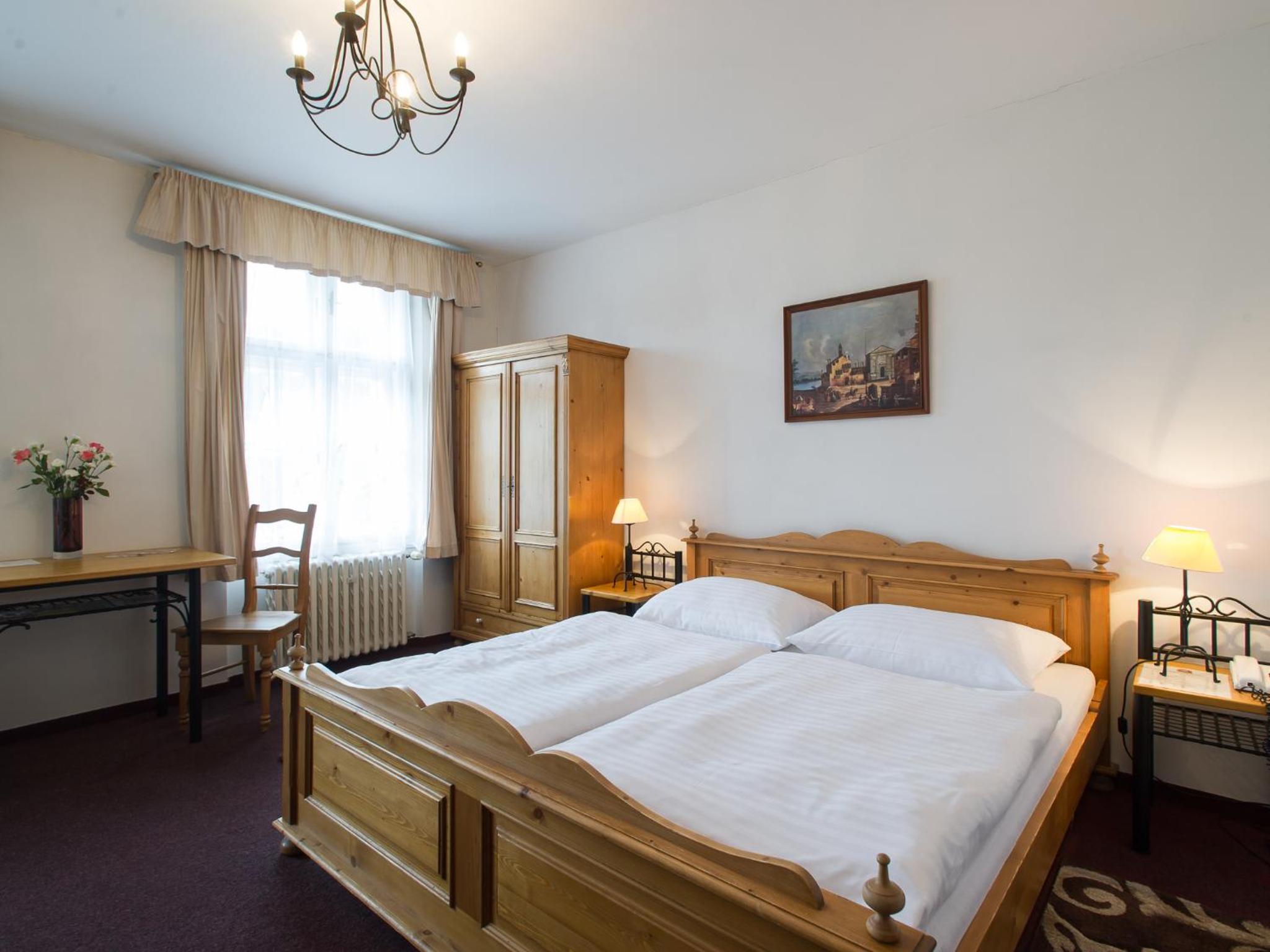 Double or Twin Room - Photo 18