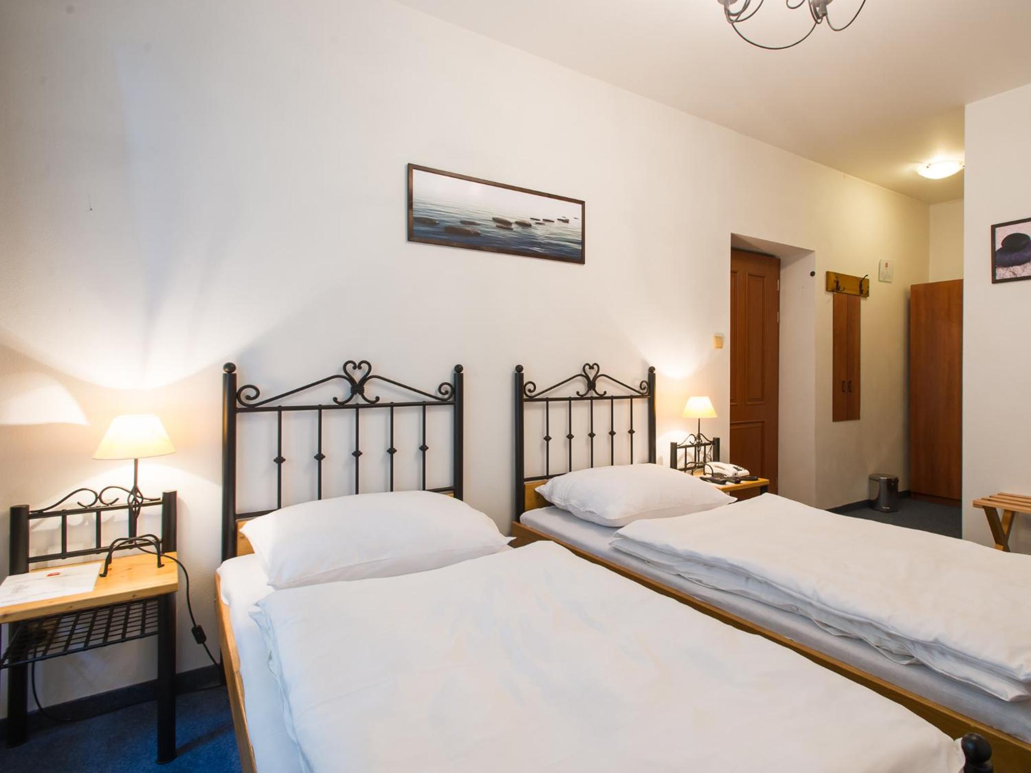 Double or Twin Room - Photo 17