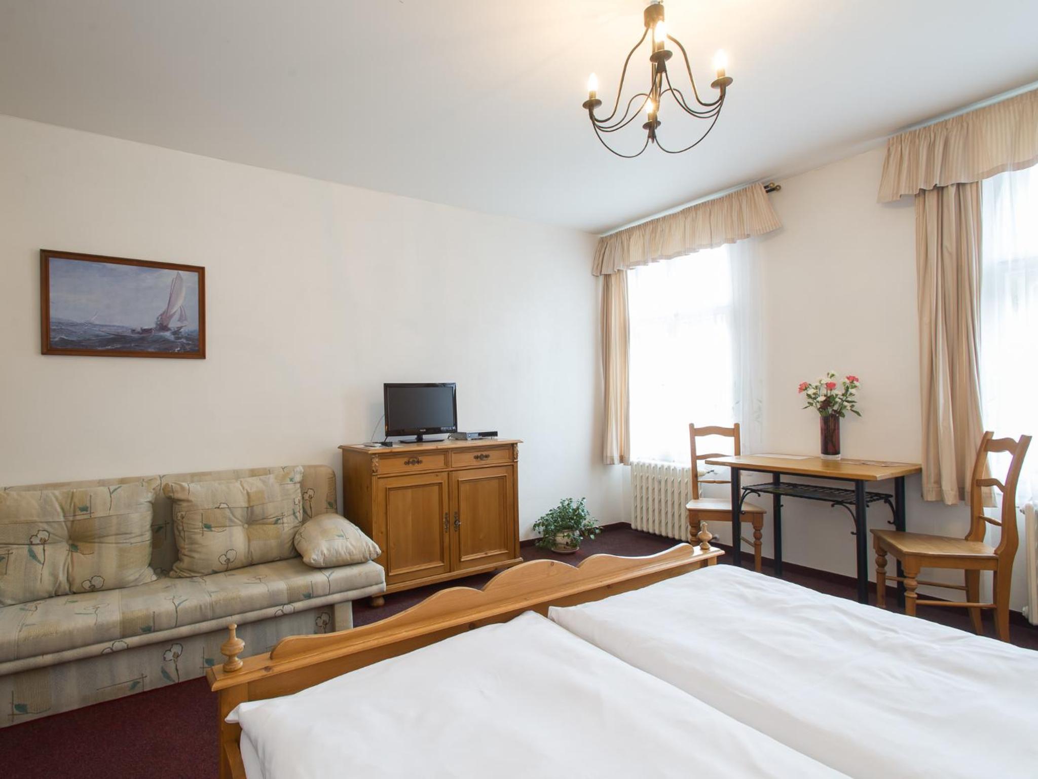 Double or Twin Room - Photo 26