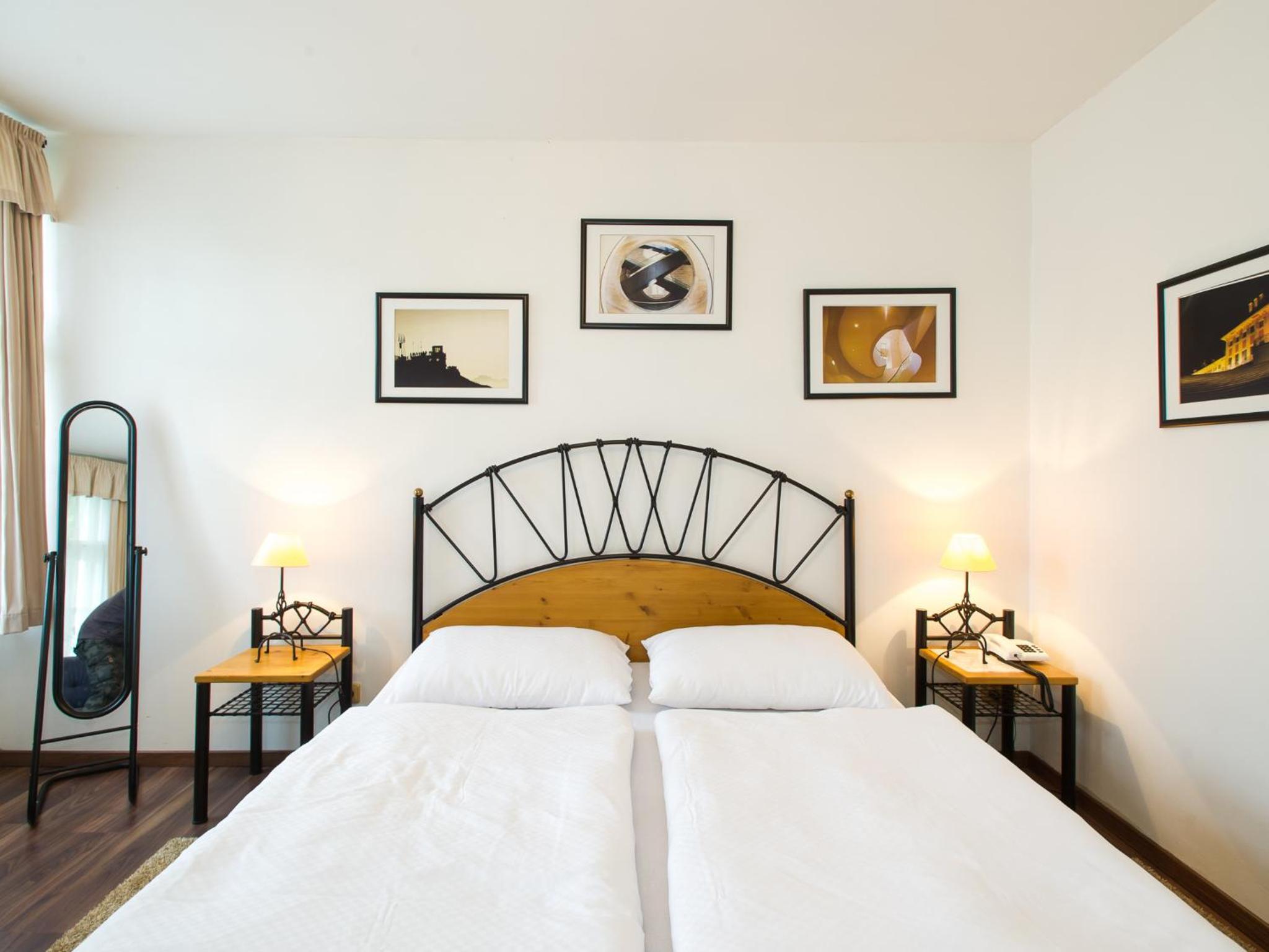 Double or Twin Room - Photo 32