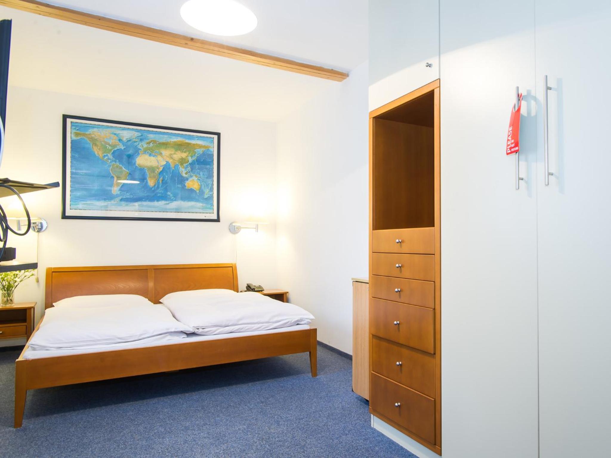 Double or Twin Room - Photo 30