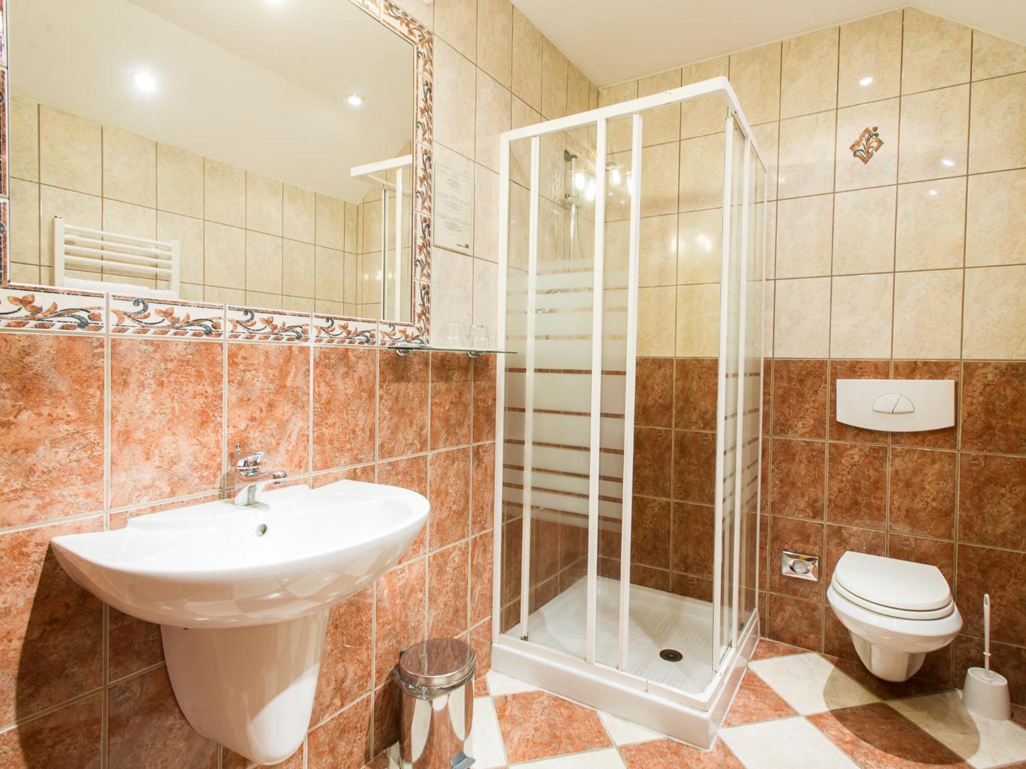 Duplex Suite - Photo 4