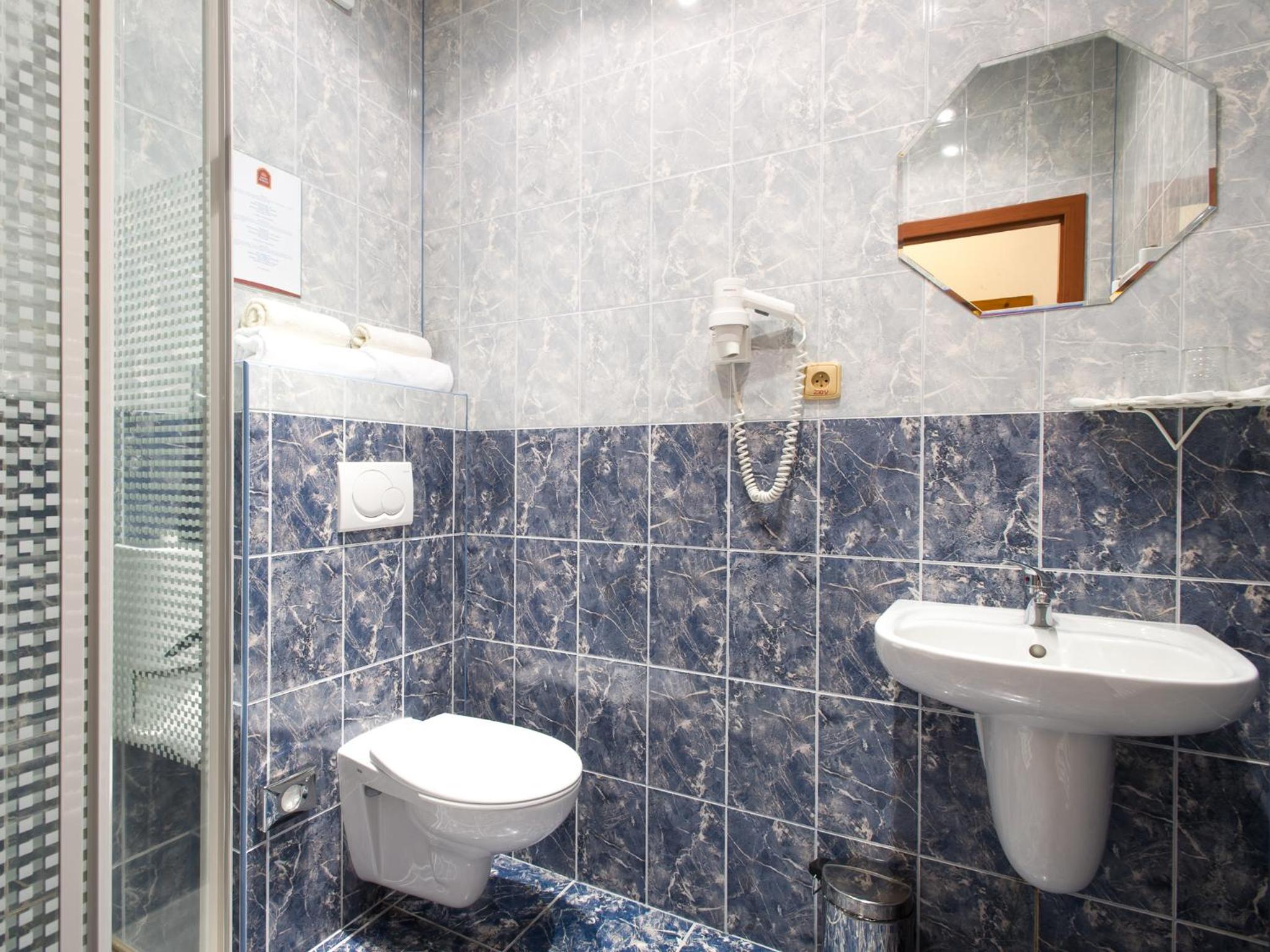 Double or Twin Room - Photo 28