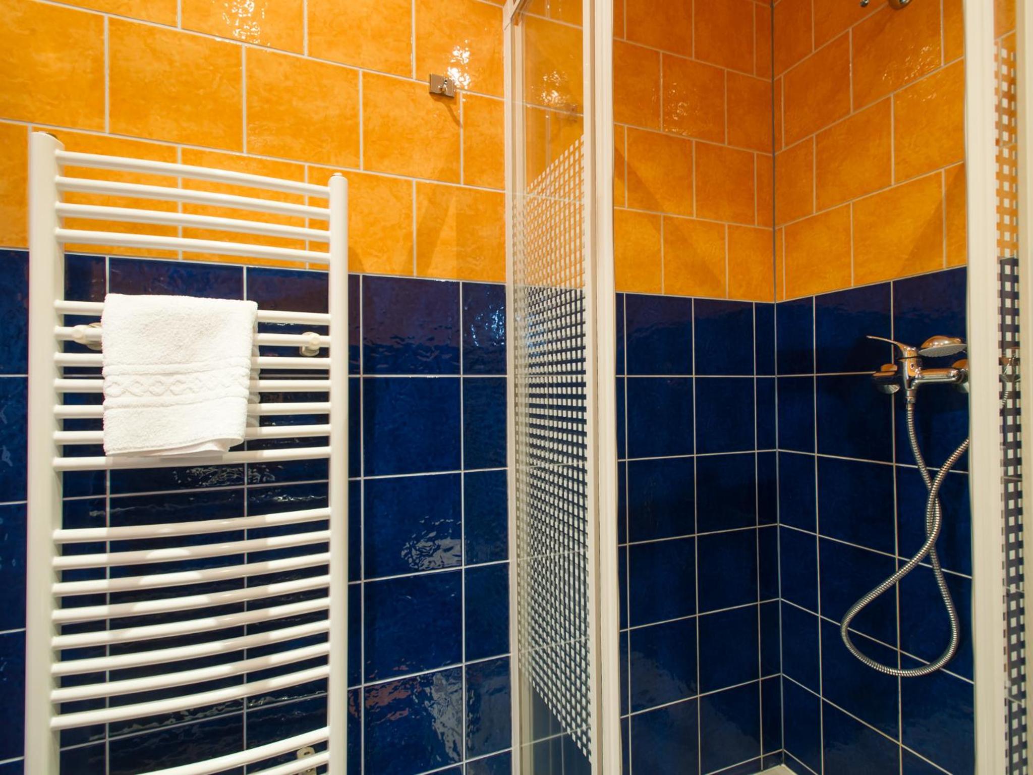 Double or Twin Room - Photo 33