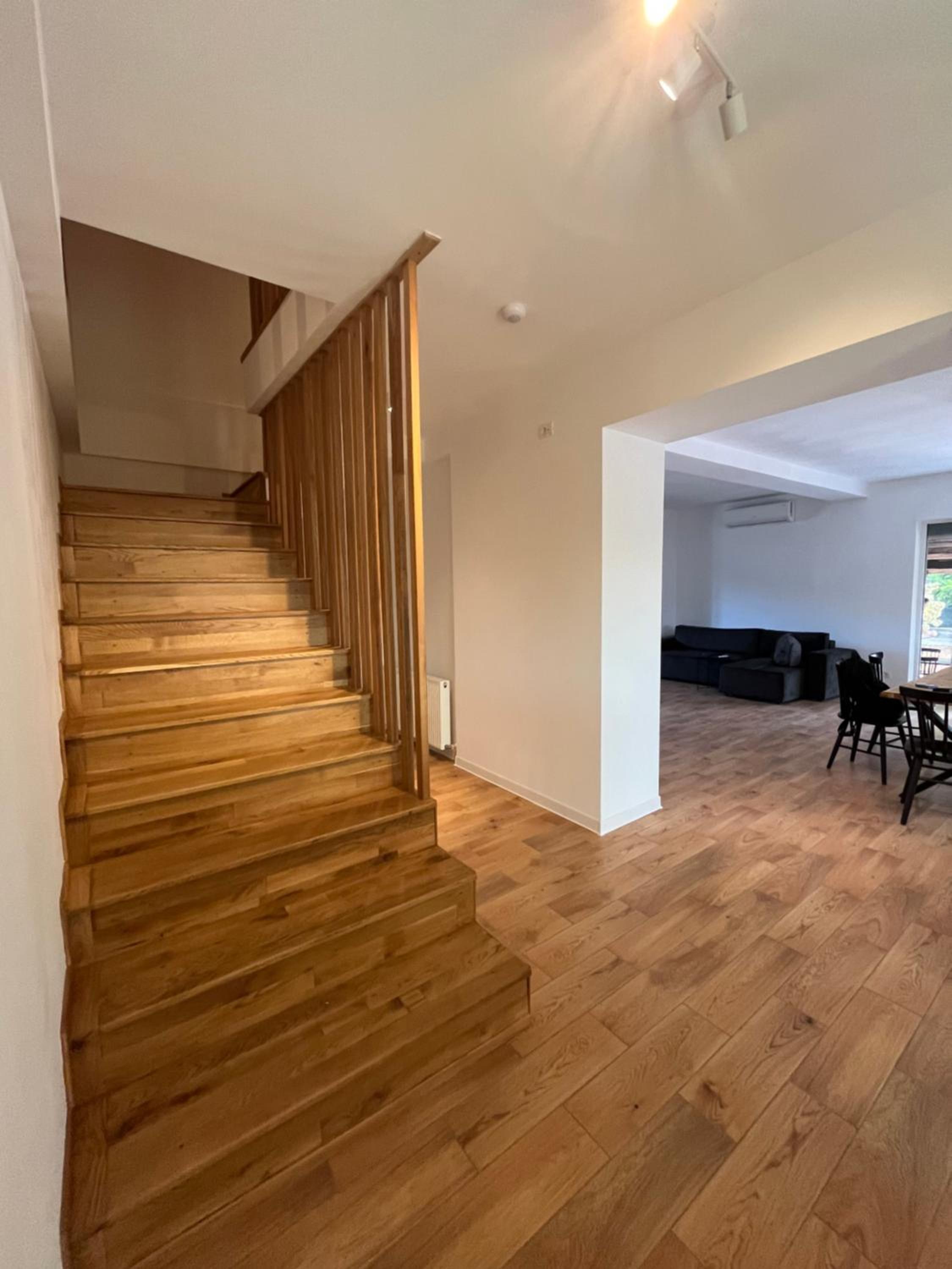 Villa photo 3