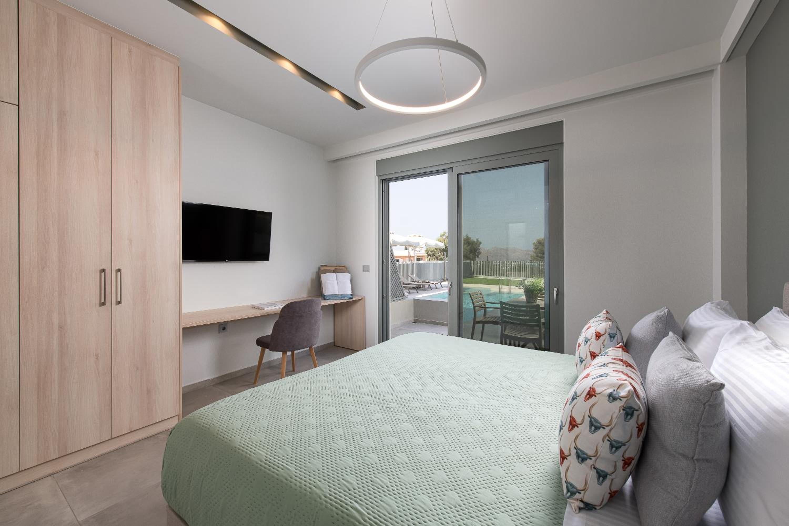 Superior Suite - Photo 1