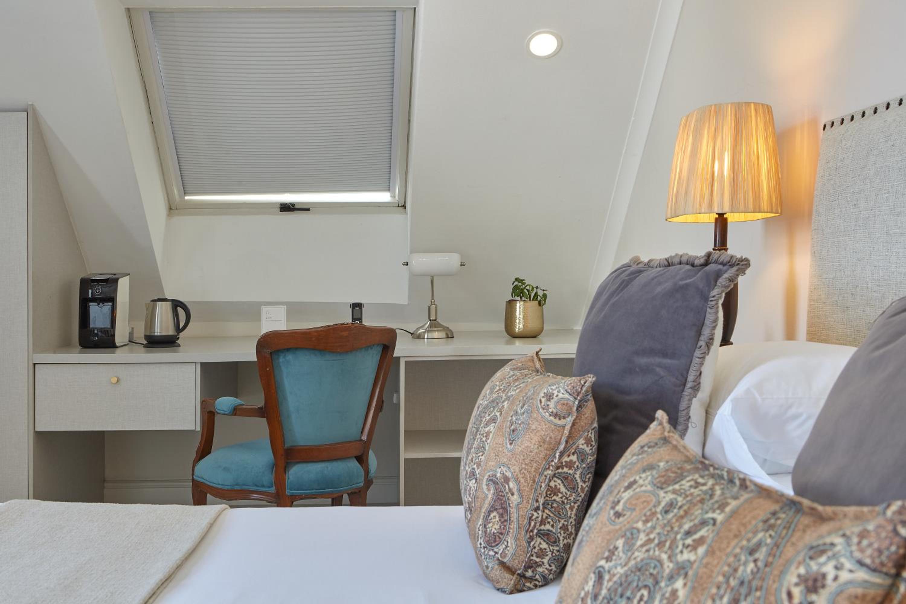 Superior Deluxe Room - Photo 12
