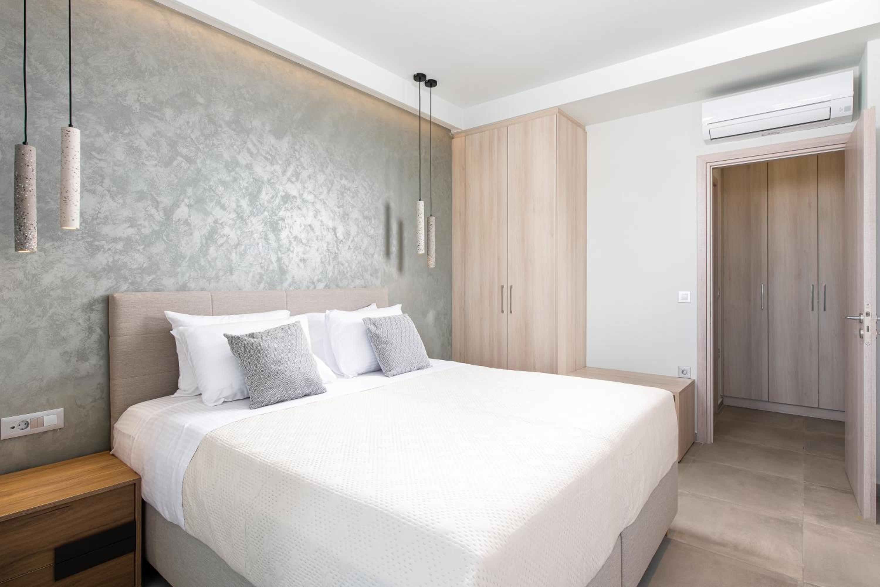 Two-Bedroom Suite - Photo 16