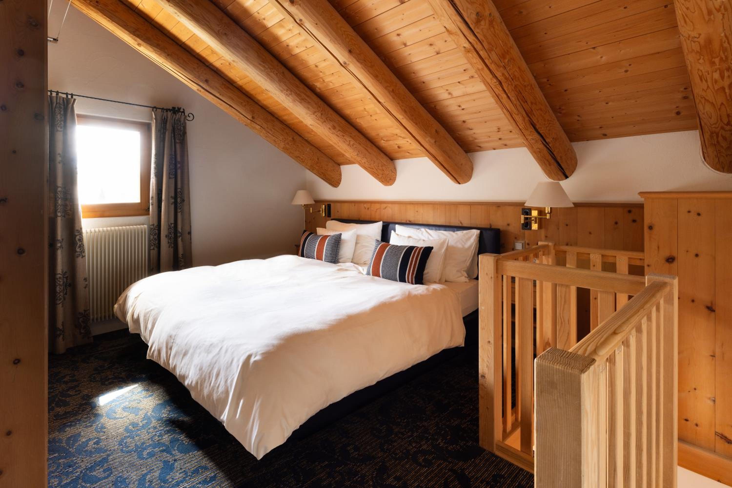 Duplex Premium Suite photo 1