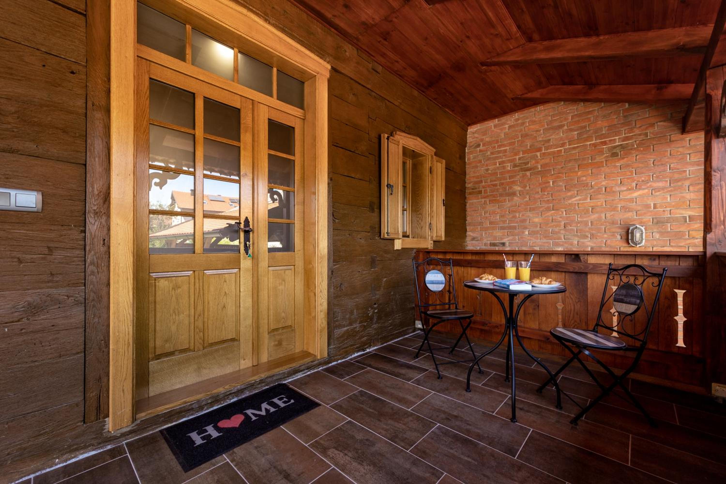 Three-Bedroom Villa photo 2